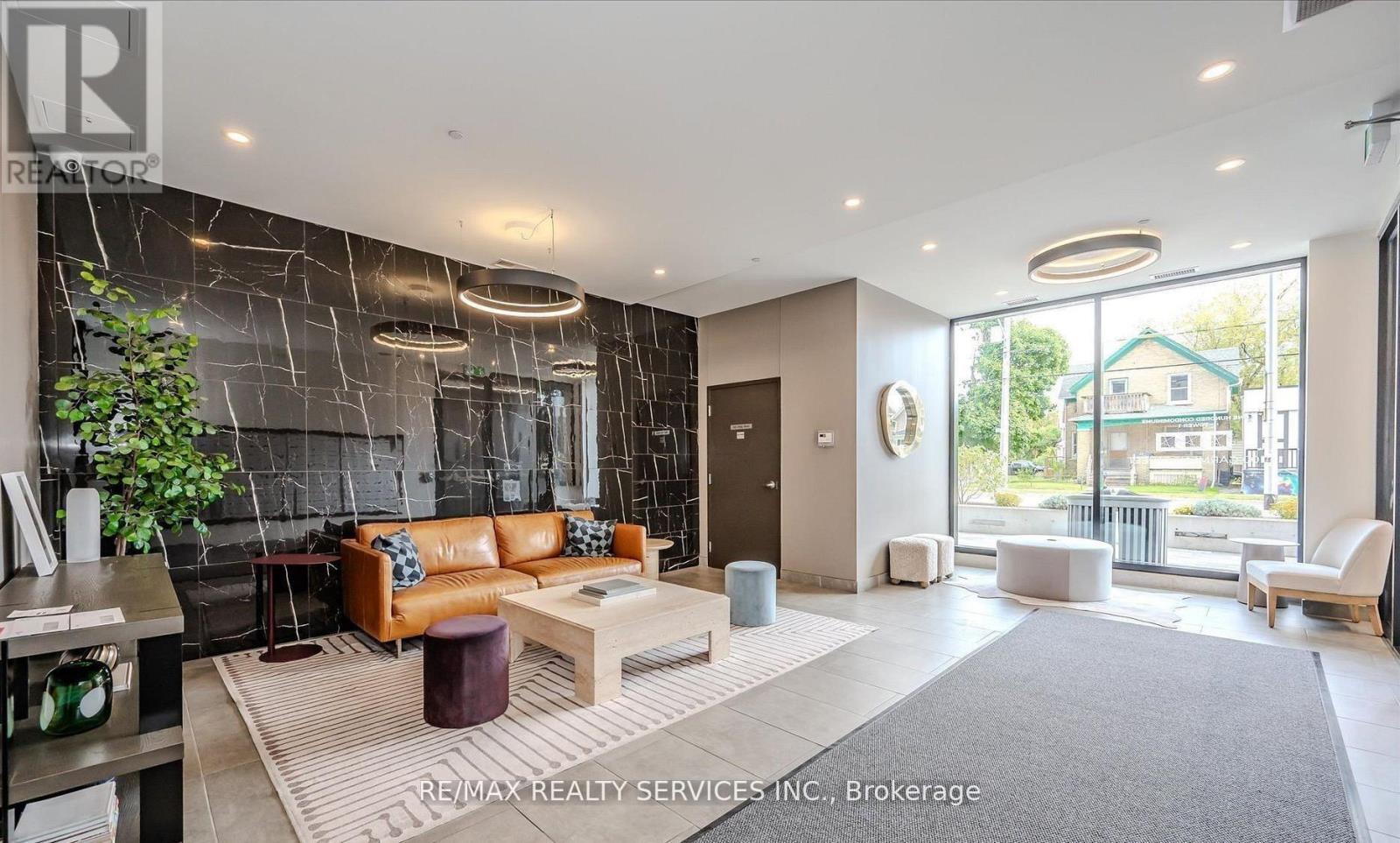 603 - 100 Garment Street, Kitchener, Ontario  N2G 0C3 - Photo 2 - X12763530