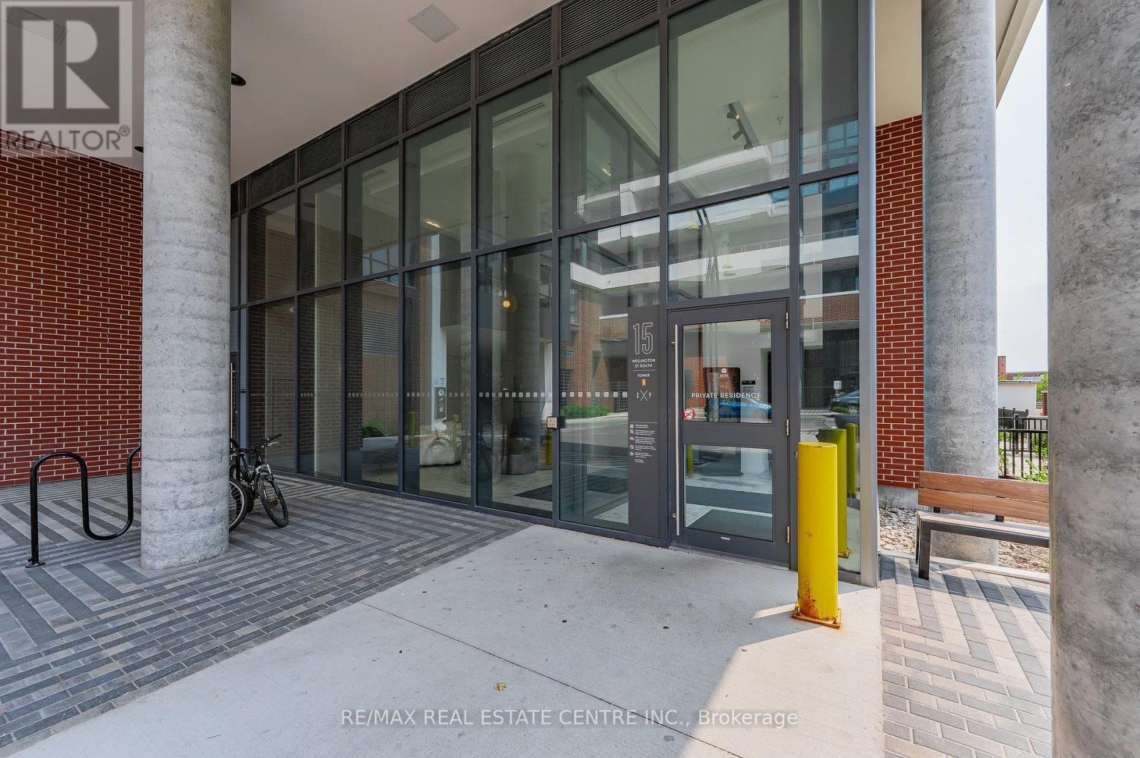 15 Wellington Street, Kitchener, Ontario  N2G 0E4 - Photo 9 - X12763538