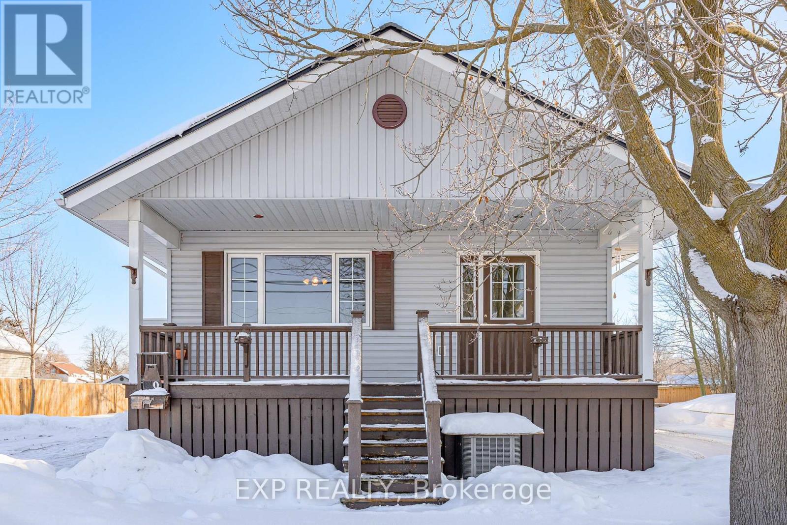 20 ST. PAUL STREET, Kawartha Lakes, Ontario