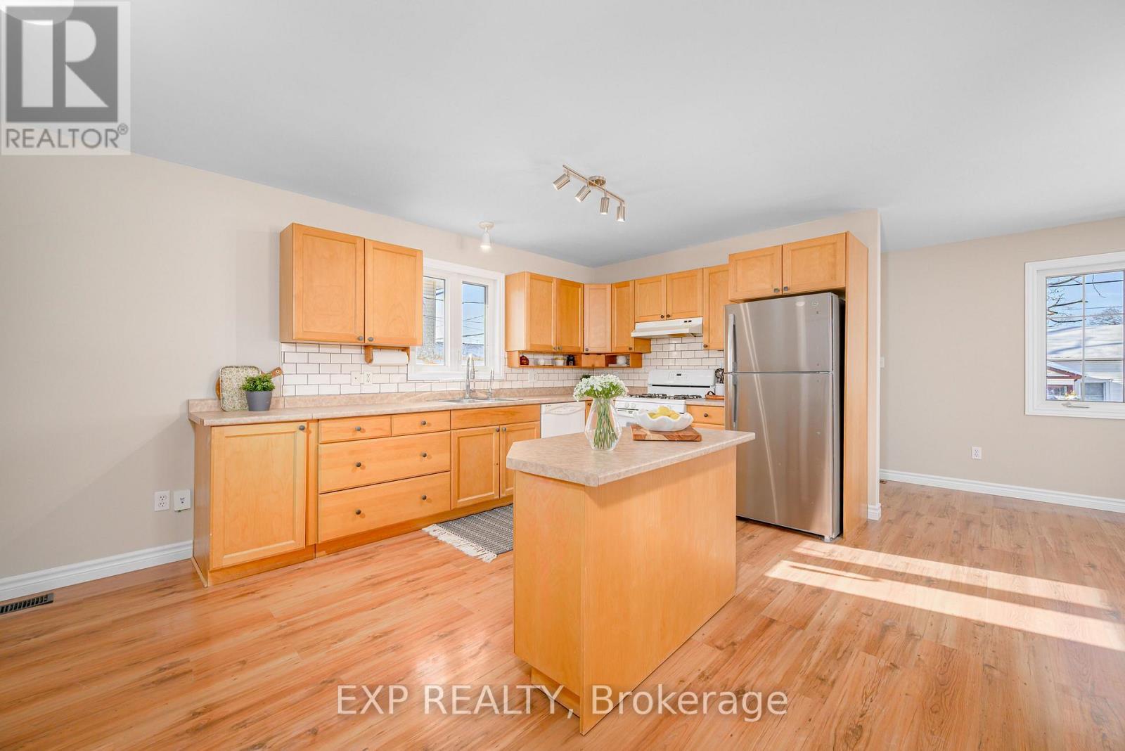 20 St. Paul Street, Kawartha Lakes, Ontario  K9V 1S4 - Photo 14 - X12763580