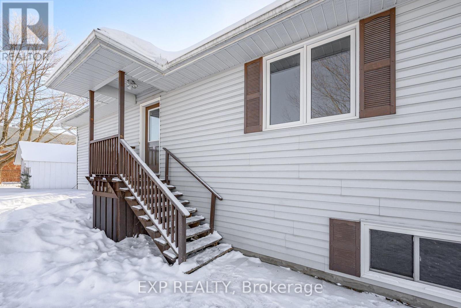 20 St. Paul Street, Kawartha Lakes, Ontario  K9V 1S4 - Photo 7 - X12763580