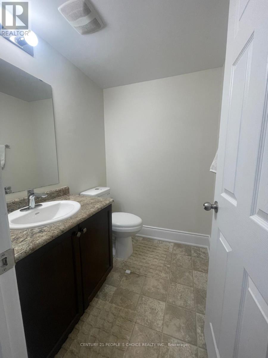 58 Renfrew Street, Kitchener, Ontario  N2R 0G5 - Photo 10 - X12763604