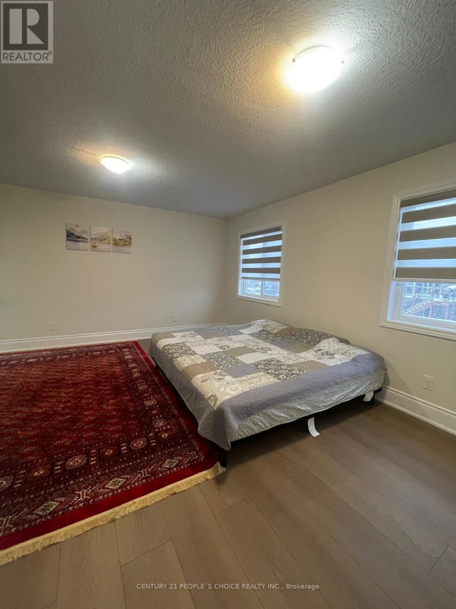 58 Renfrew Street, Kitchener, Ontario  N2R 0G5 - Photo 13 - X12763604