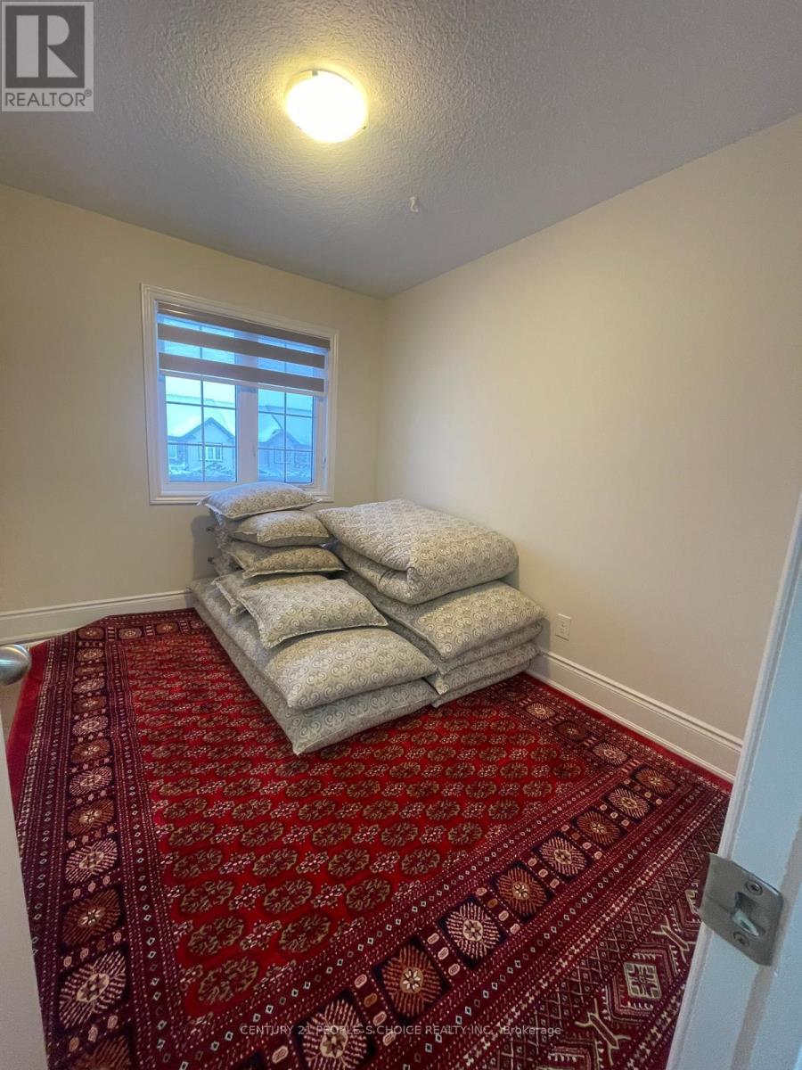 58 Renfrew Street, Kitchener, Ontario  N2R 0G5 - Photo 22 - X12763604