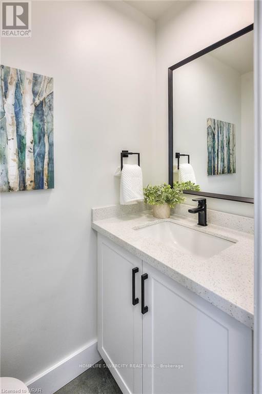 5 - 144 Jansen Avenue, Kitchener, Ontario  N2A 2L7 - Photo 5 - X12763606