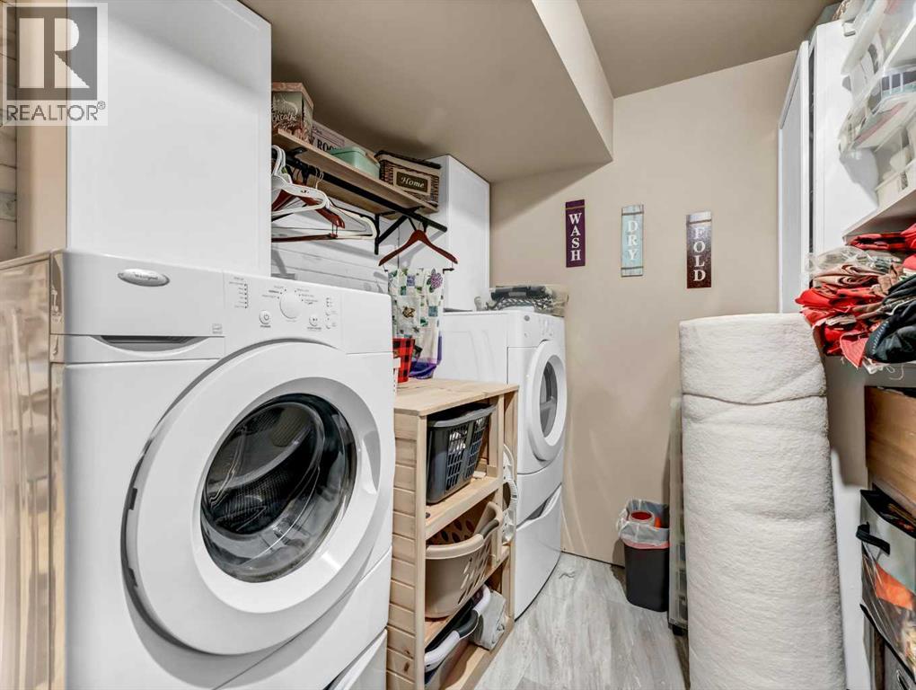 37 Terrace Green Ne, Medicine Hat, Alberta  T1C 0A2 - Photo 24 - A2281425