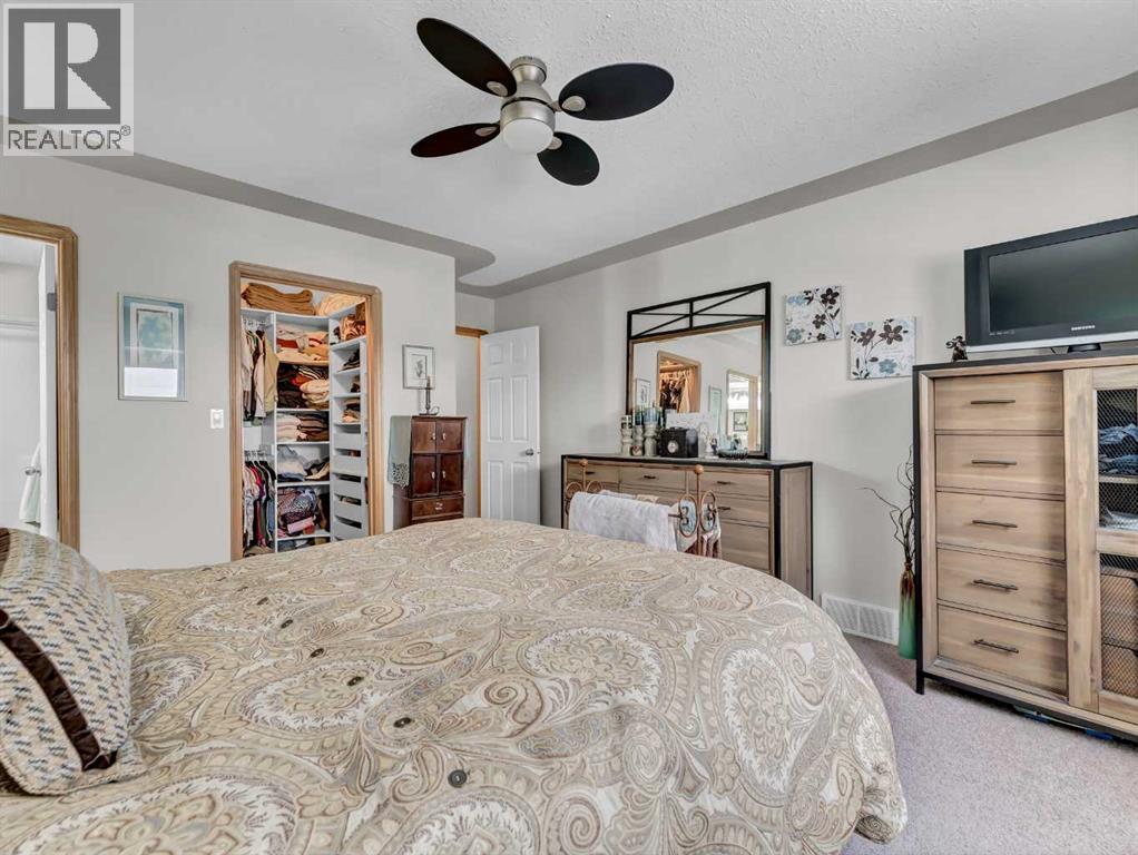 37 Terrace Green Ne, Medicine Hat, Alberta  T1C 0A2 - Photo 14 - A2281425