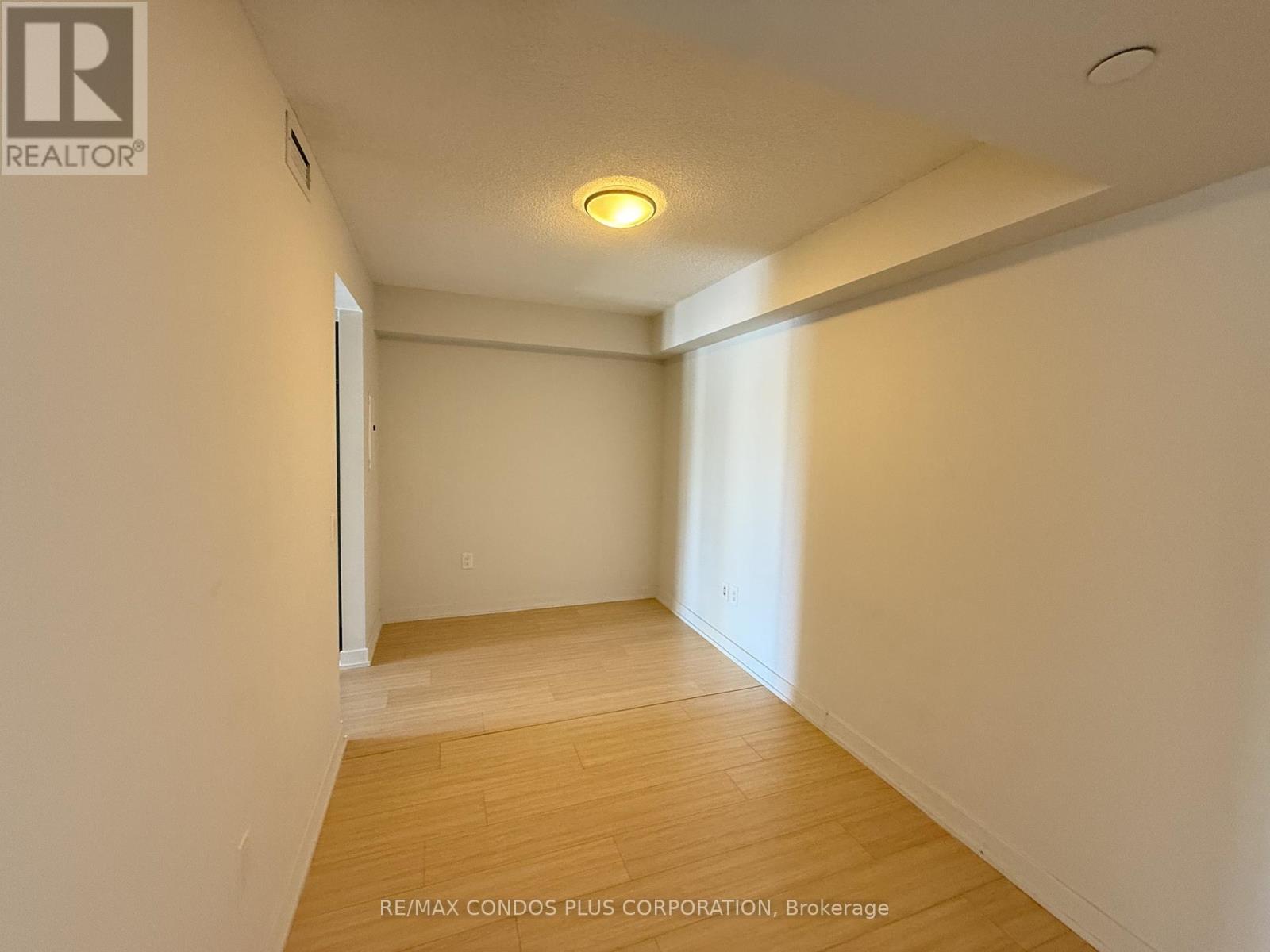 2502 - 75 Queens Wharf Road, Toronto, Ontario  M5V 0J8 - Photo 14 - C12611188