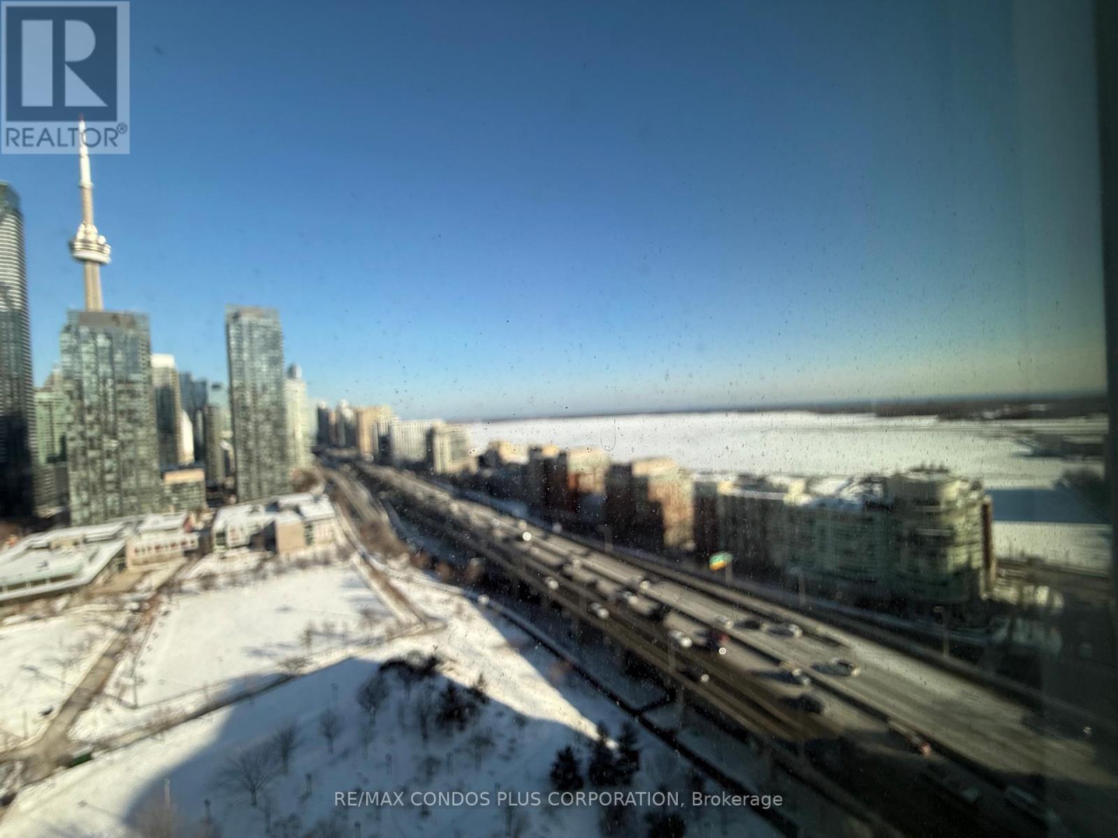 2502 - 75 Queens Wharf Road, Toronto, Ontario  M5V 0J8 - Photo 16 - C12611188