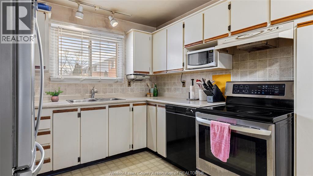 2920 Meadowbrook Lane Unit# 1, Windsor, Ontario  N8T 3C8 - Photo 11 - 26002711