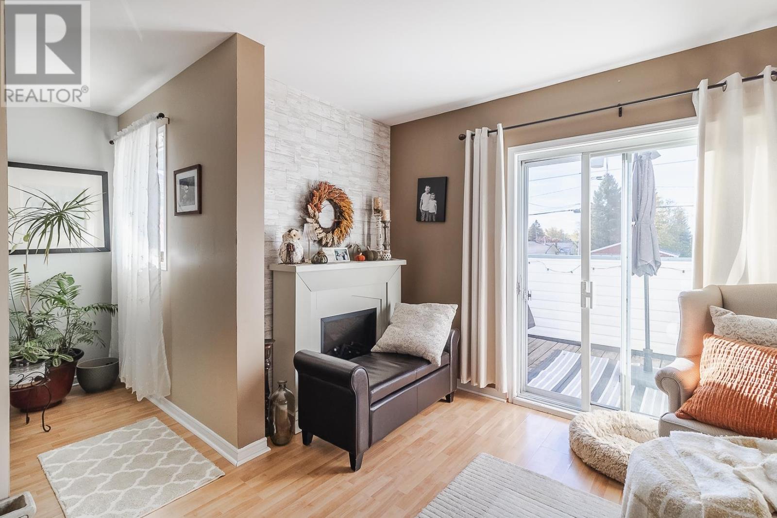 110-112 East Balfour St, Sault Ste. Marie, Ontario  P6C 1X5 - Photo 3 - SM252964