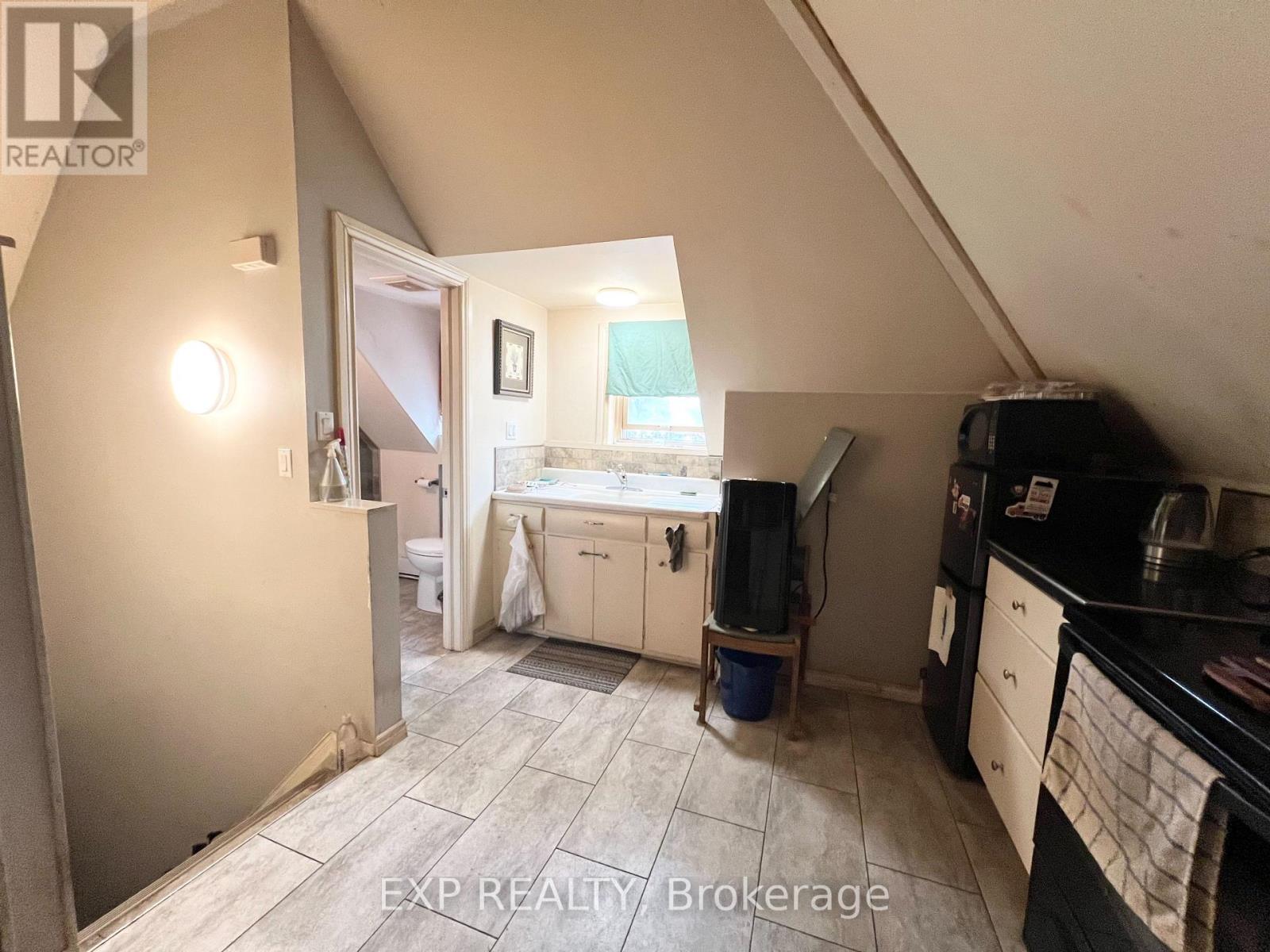 25 Station Street, St. Thomas, Ontario  N5P 2W8 - Photo 34 - X12763660