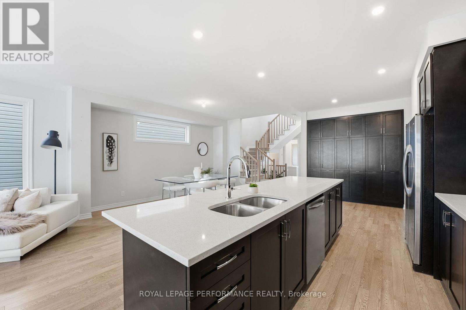 162 Lumen Place, Ottawa, Ontario  K1W 0T1 - Photo 15 - X12763652