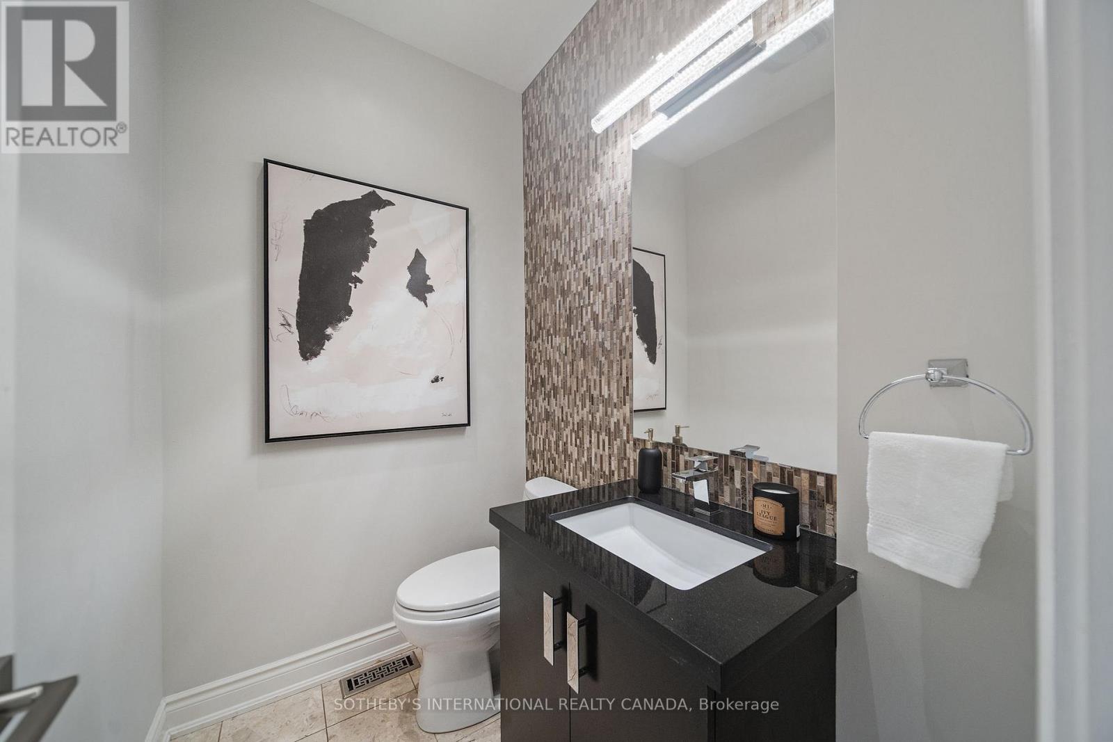 1939 Calgary Court, Mississauga, Ontario  L5H 4J1 - Photo 41 - W12731708