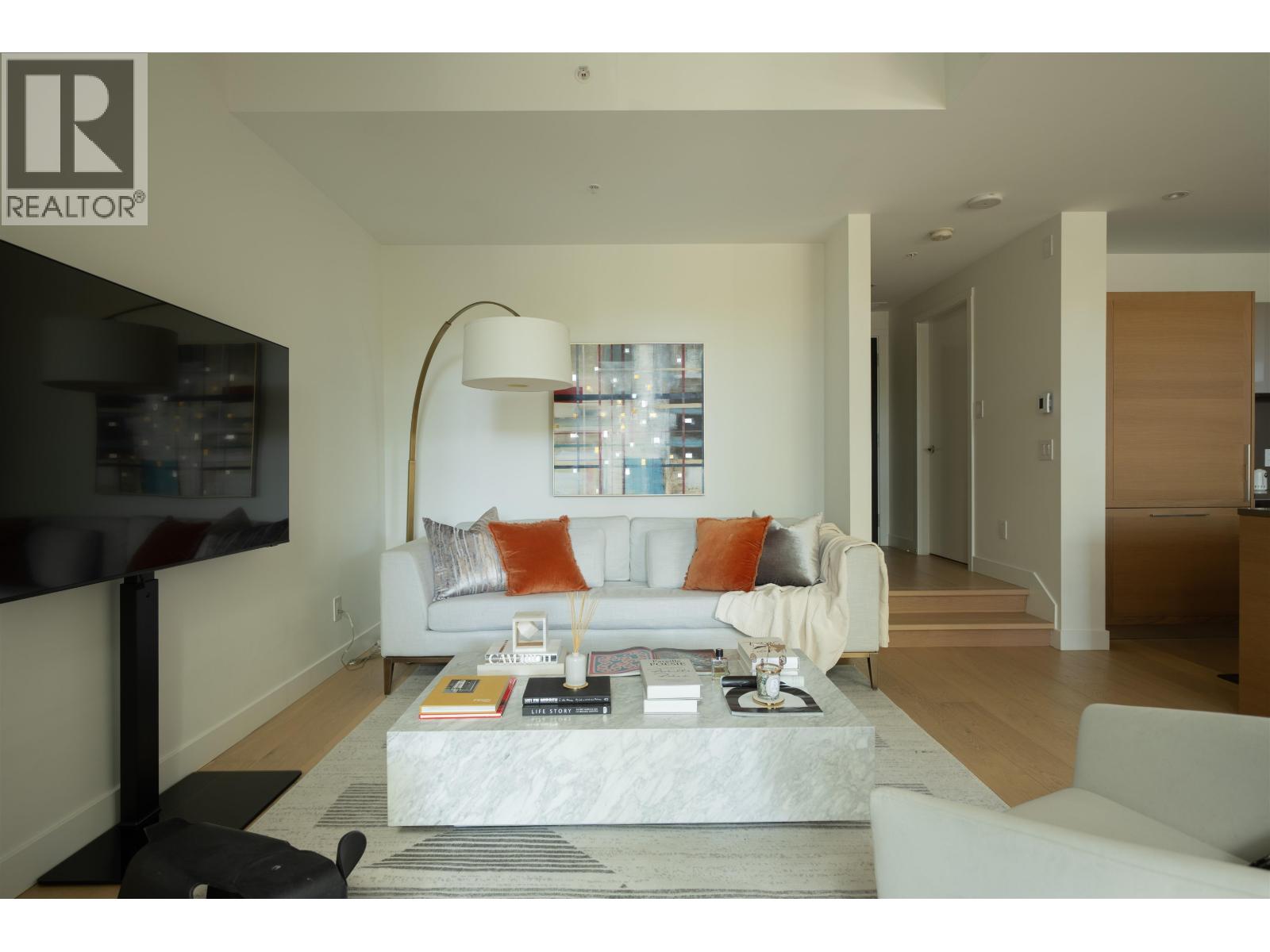 1577 W 57th Avenue, Vancouver, British Columbia  V6P 0H7 - Photo 5 - R3087131