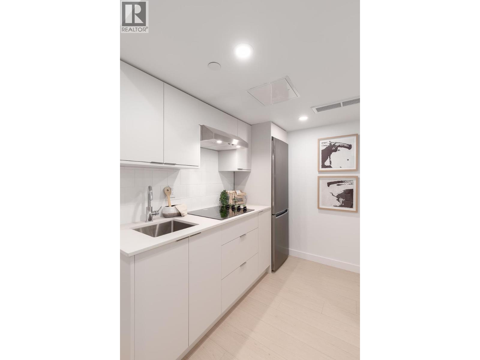 101 2329 E 34th Street, Vancouver, British Columbia  V5R 2S6 - Photo 16 - R3087133