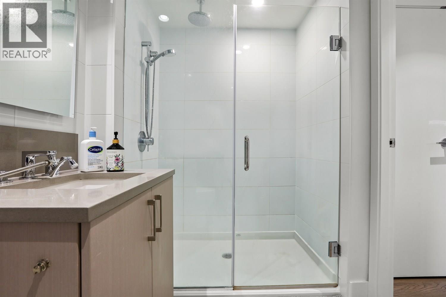 704 1675 Lions Gate Lane, North Vancouver, British Columbia  V7P 3B4 - Photo 11 - R3087135