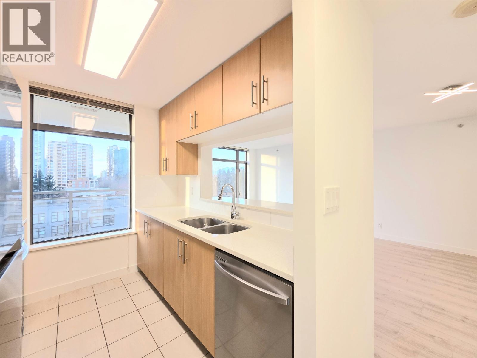 602 3660 Vanness Avenue, Vancouver, British Columbia  V5R 6H8 - Photo 8 - R3087140