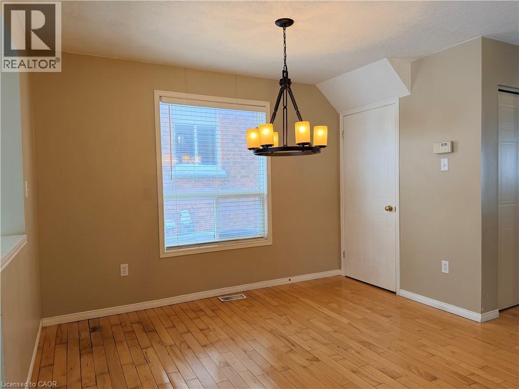 543 Brookmill Crescent, Waterloo, Ontario  N2V 2L9 - Photo 6 - 40803161