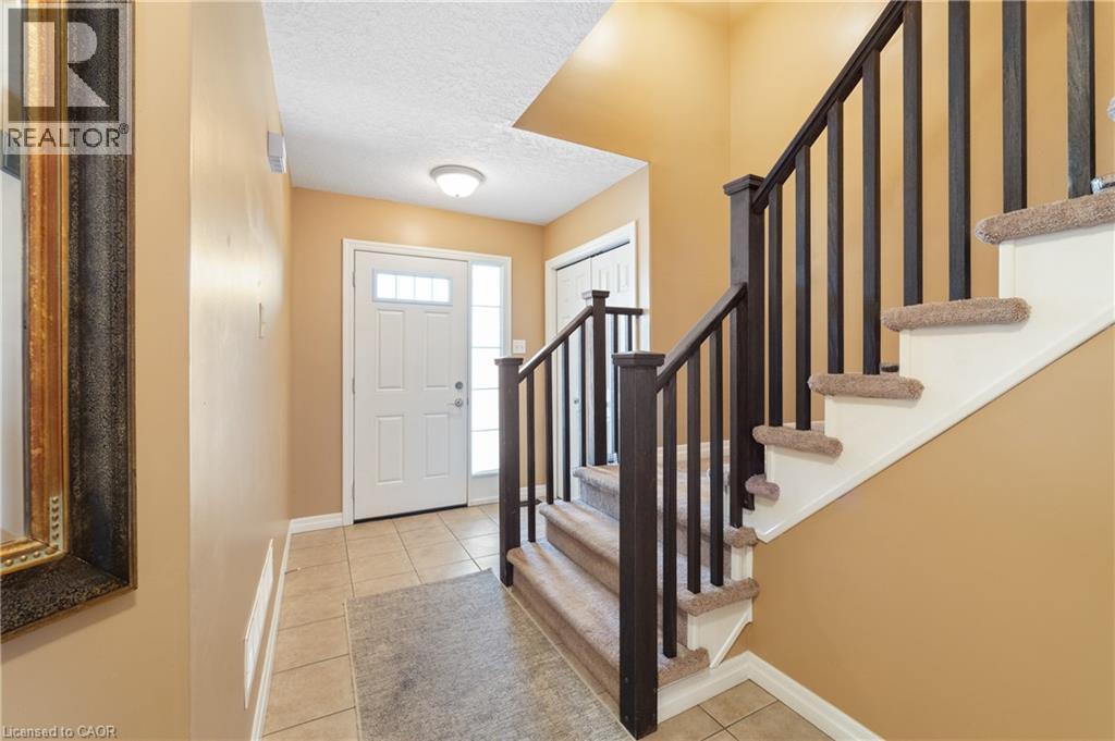 132 Windflower Drive, Kitchener, Ontario  N2E 3S9 - Photo 5 - 40801975