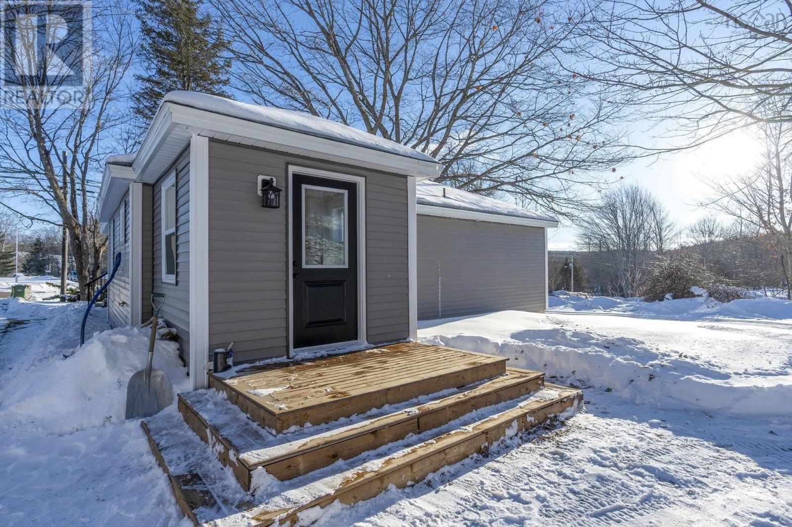 5029 12 Highway, North Alton, Nova Scotia  B4N 3V8 - Photo 3 - 202602236