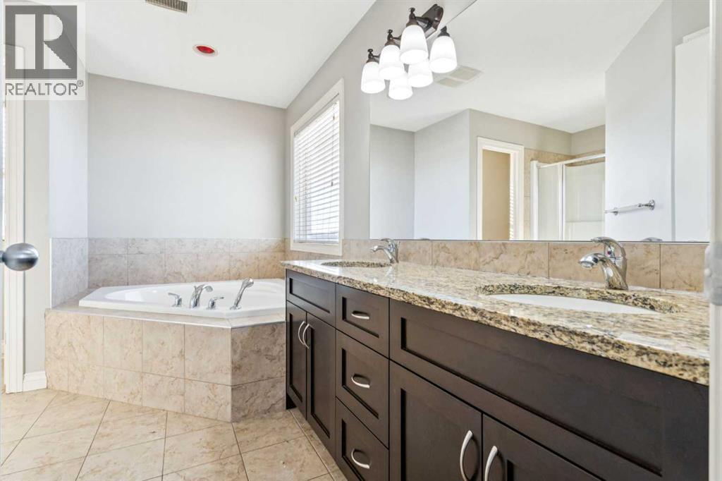 110 Heritage Place Ne, Cochrane, Alberta  T4C 0E2 - Photo 19 - A2272509