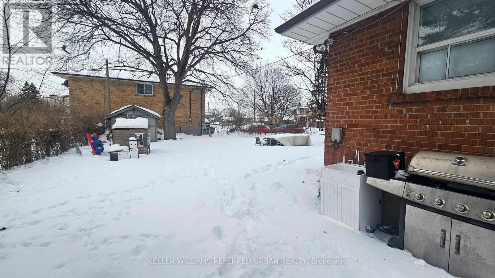 1 Model Avenue, Toronto, Ontario  M3H 1V9 - Photo 6 - C12763658