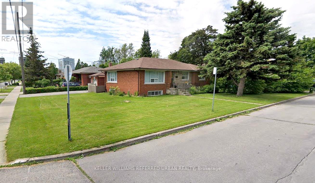 1 Model Avenue, Toronto, Ontario  M3H 1V9 - Photo 9 - C12763658