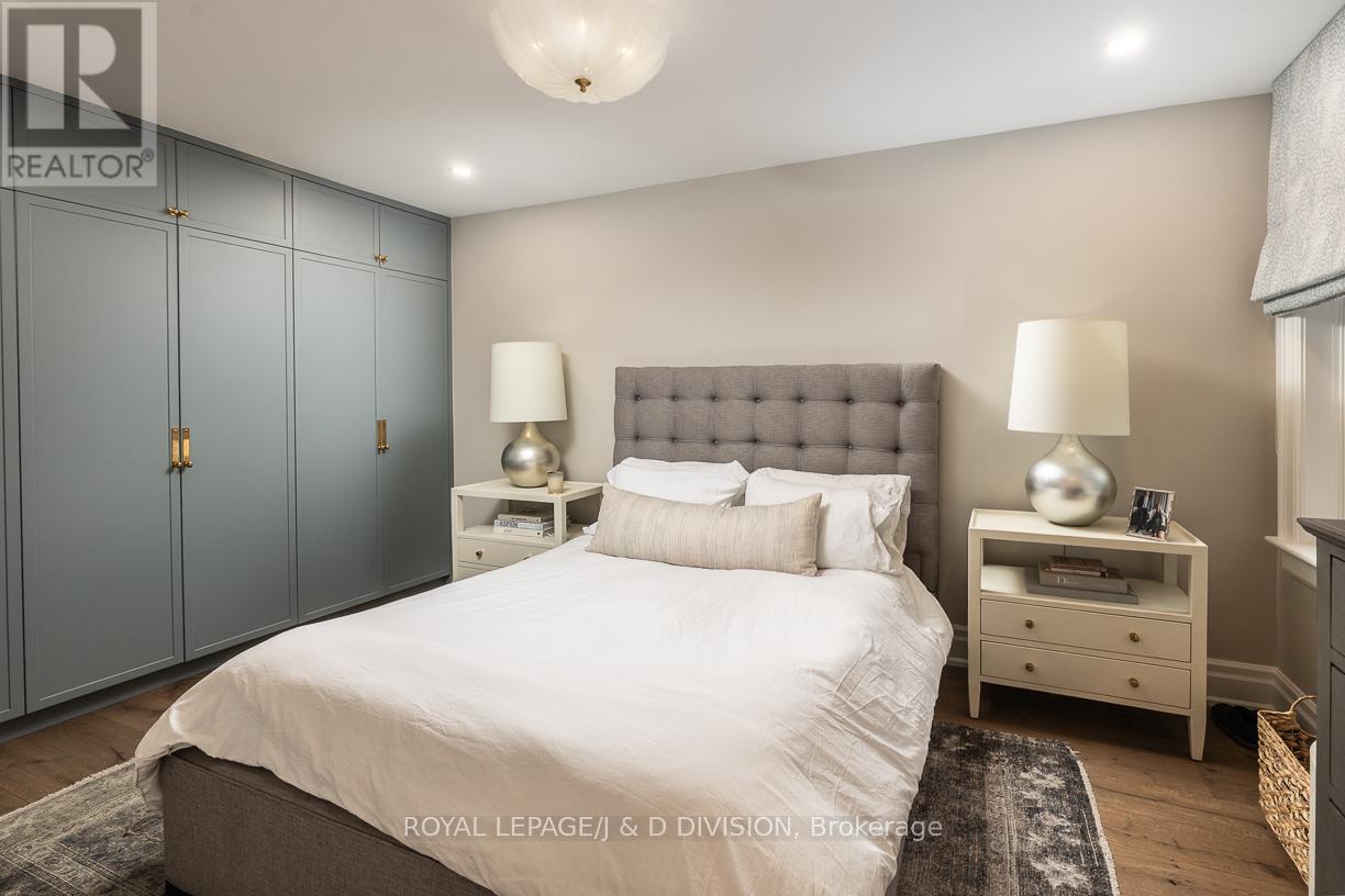 102 Shaftesbury Avenue, Toronto, Ontario  M4T 1A5 - Photo 32 - C12763664