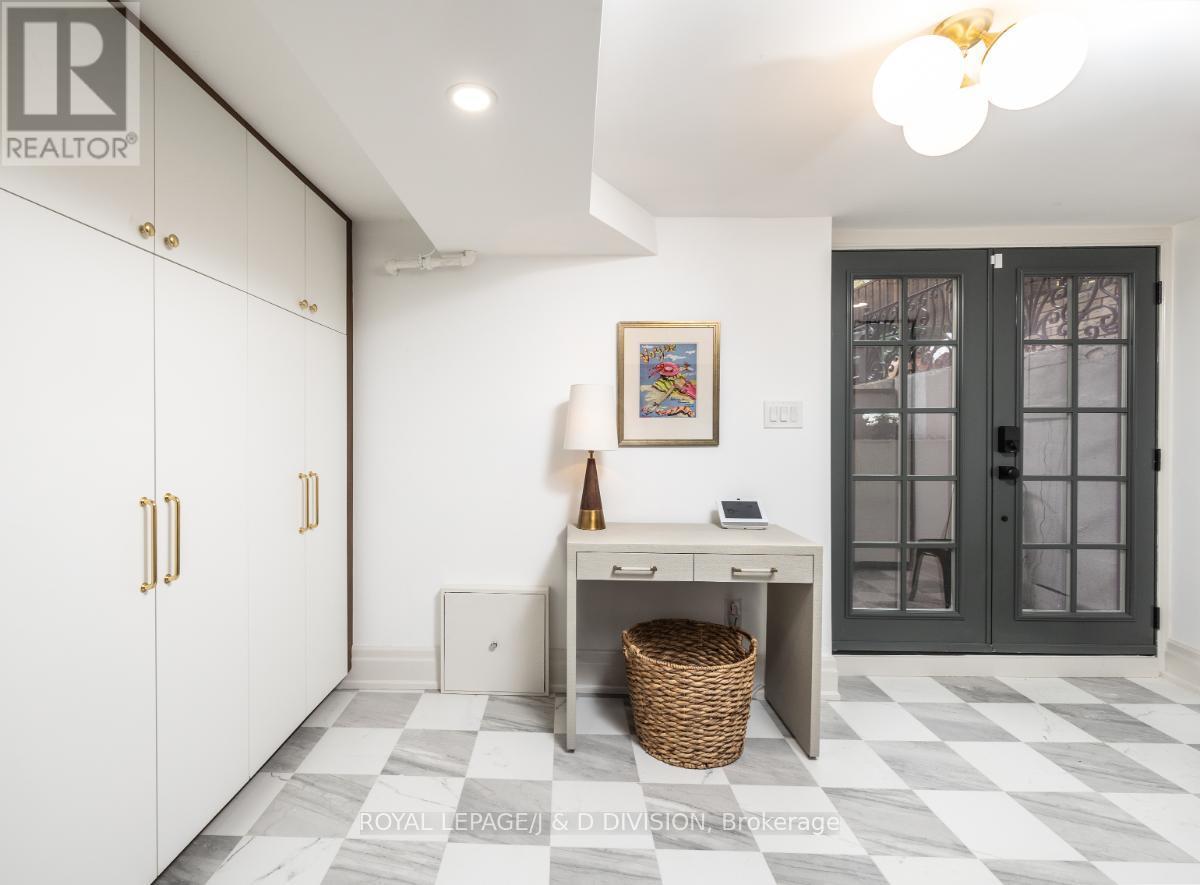 102 Shaftesbury Avenue, Toronto, Ontario  M4T 1A5 - Photo 39 - C12763664