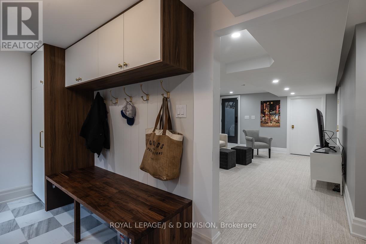 102 Shaftesbury Avenue, Toronto, Ontario  M4T 1A5 - Photo 40 - C12763664