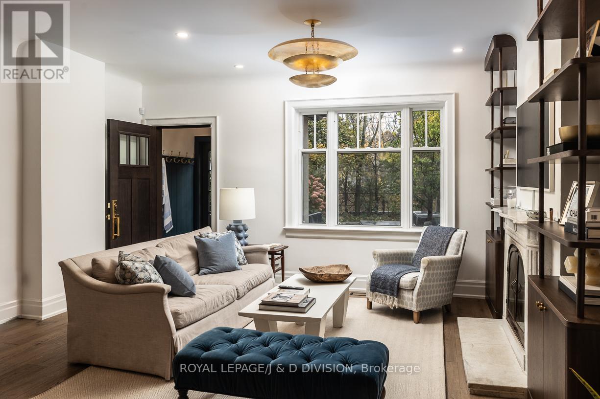 102 Shaftesbury Avenue, Toronto, Ontario  M4T 1A5 - Photo 6 - C12763664