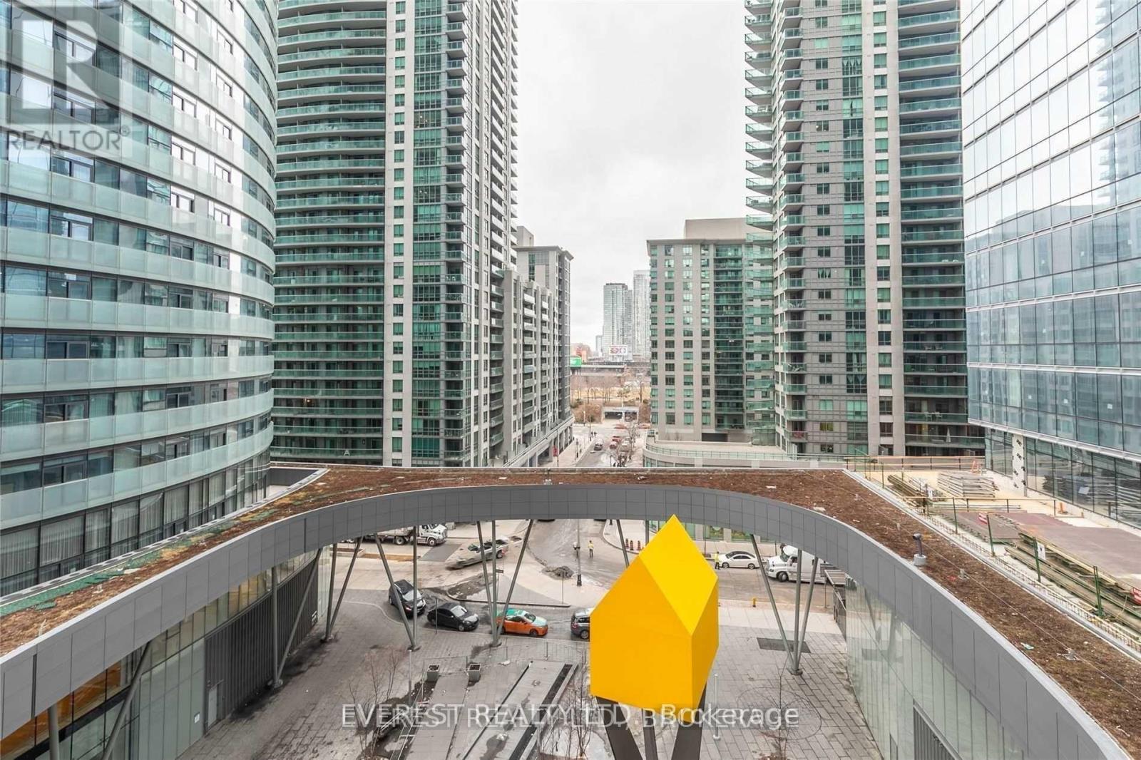 3108 - 14 York Street, Toronto, Ontario  M5J 2Z2 - Photo 2 - C12763672