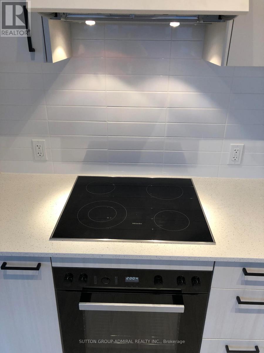 703 - 1 Quarrington Lane, Toronto, Ontario  M3C 0S4 - Photo 9 - C12763698