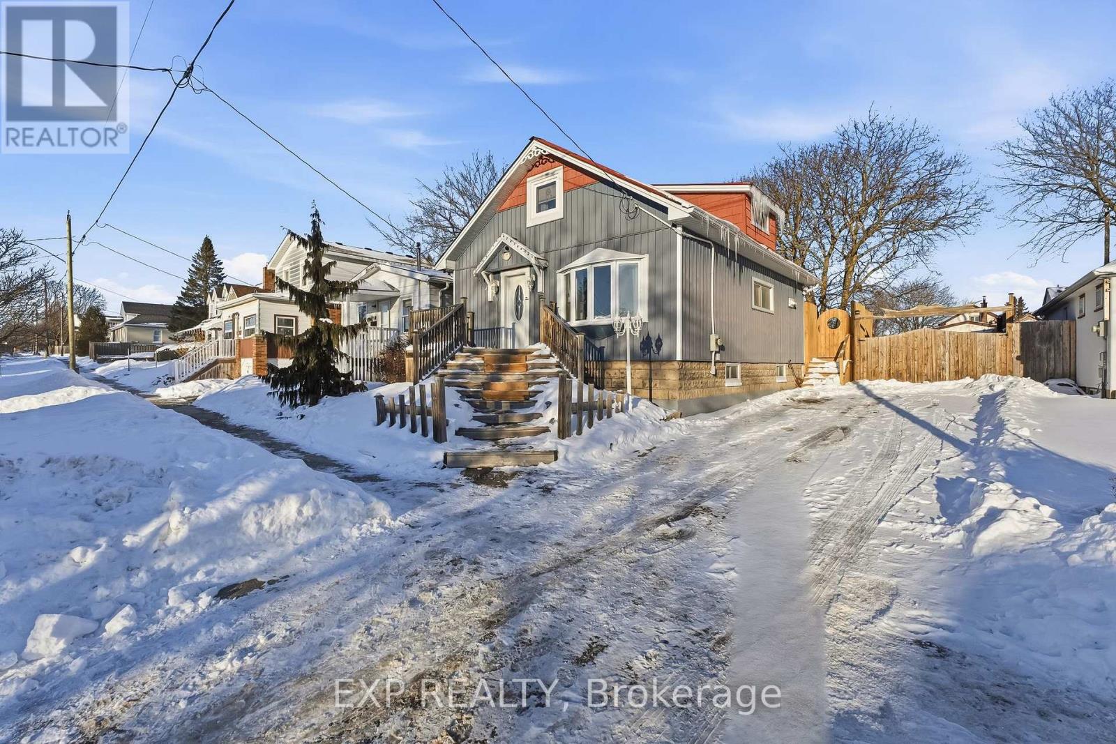 77 Westmount Street, Oshawa, Ontario  L1J 4X2 - Photo 2 - E12763732