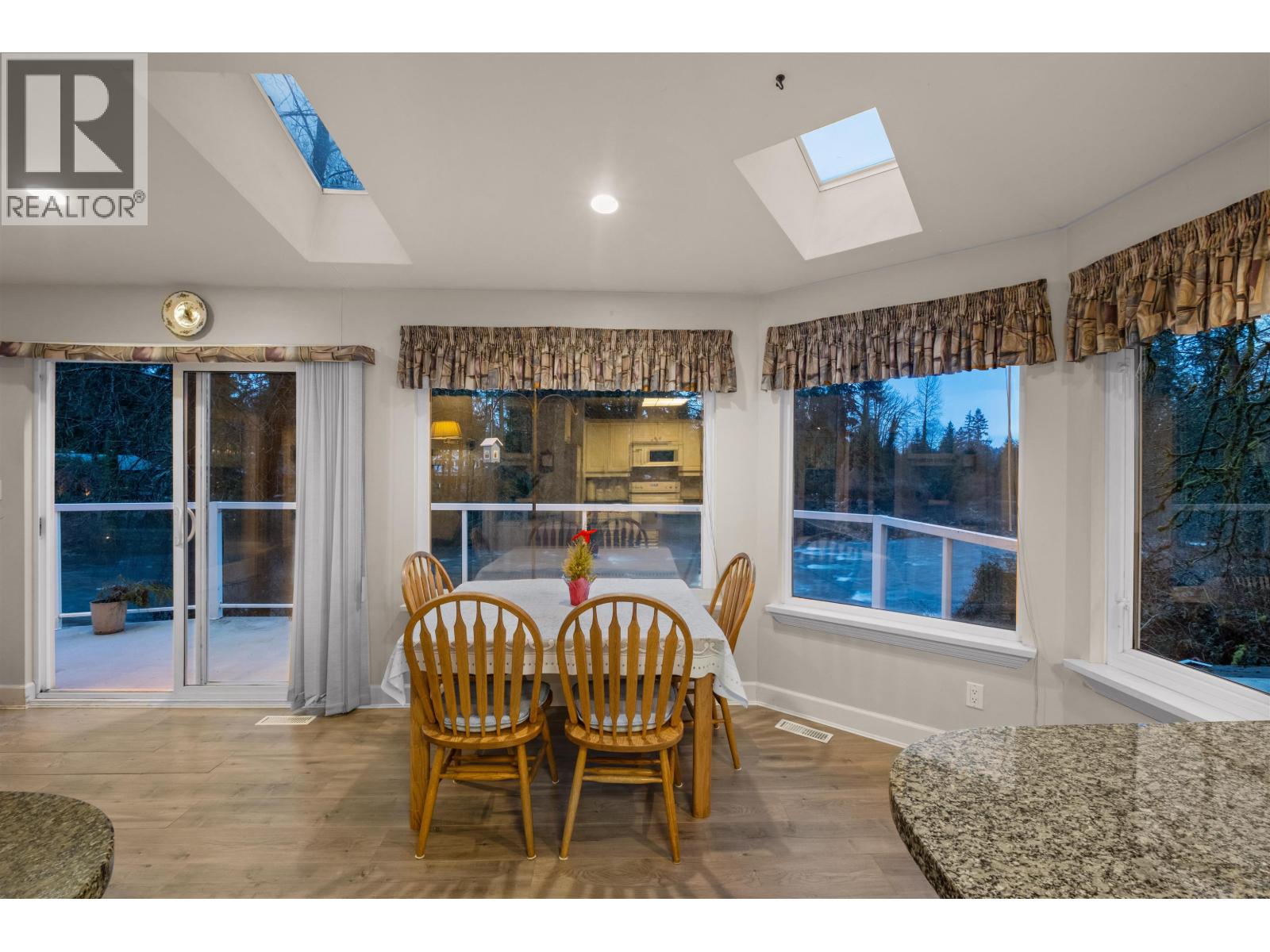 682 Seymour Boulevard, North Vancouver, British Columbia  V7J 2J6 - Photo 10 - R3086870