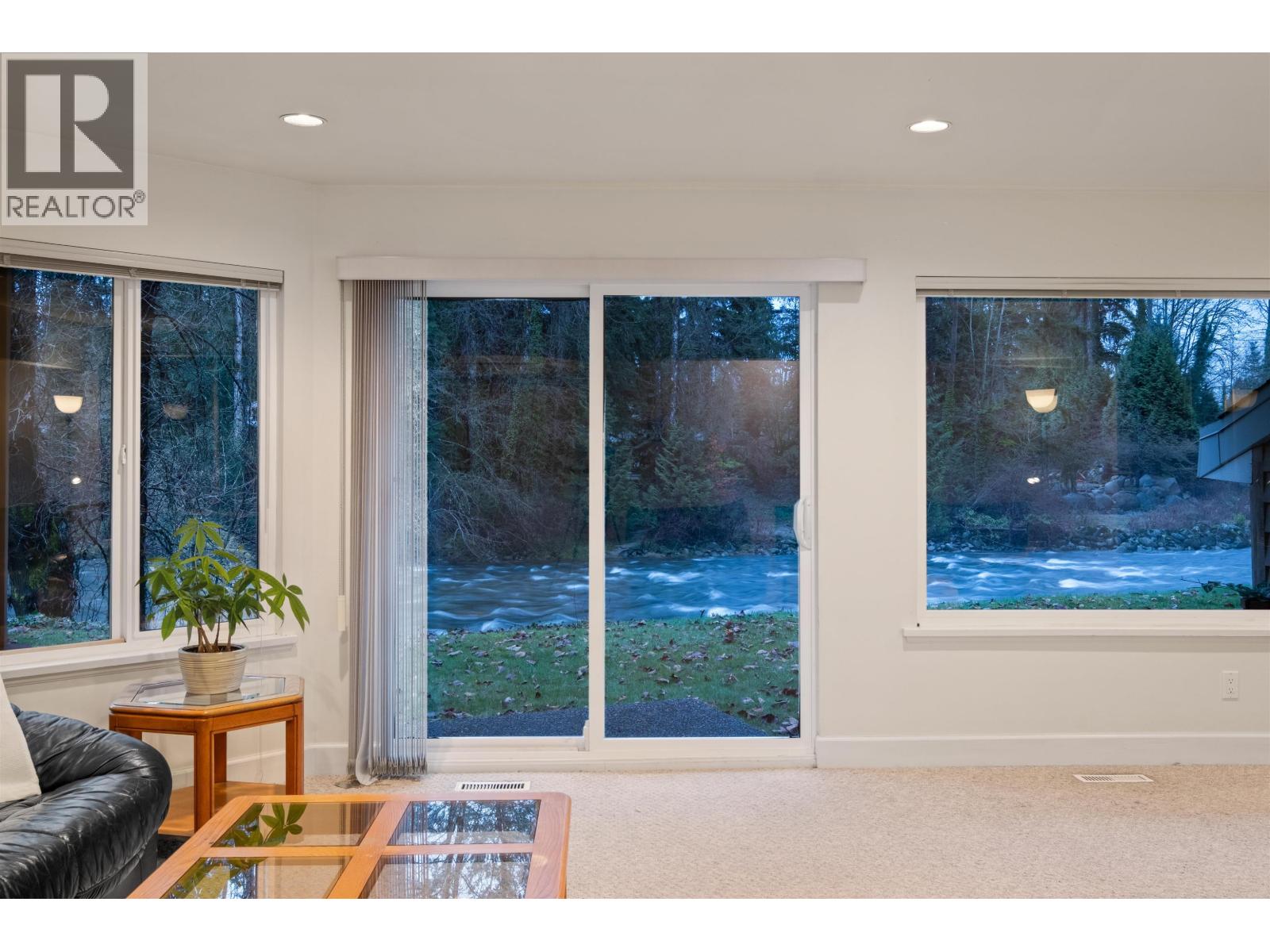 682 Seymour Boulevard, North Vancouver, British Columbia  V7J 2J6 - Photo 30 - R3086870