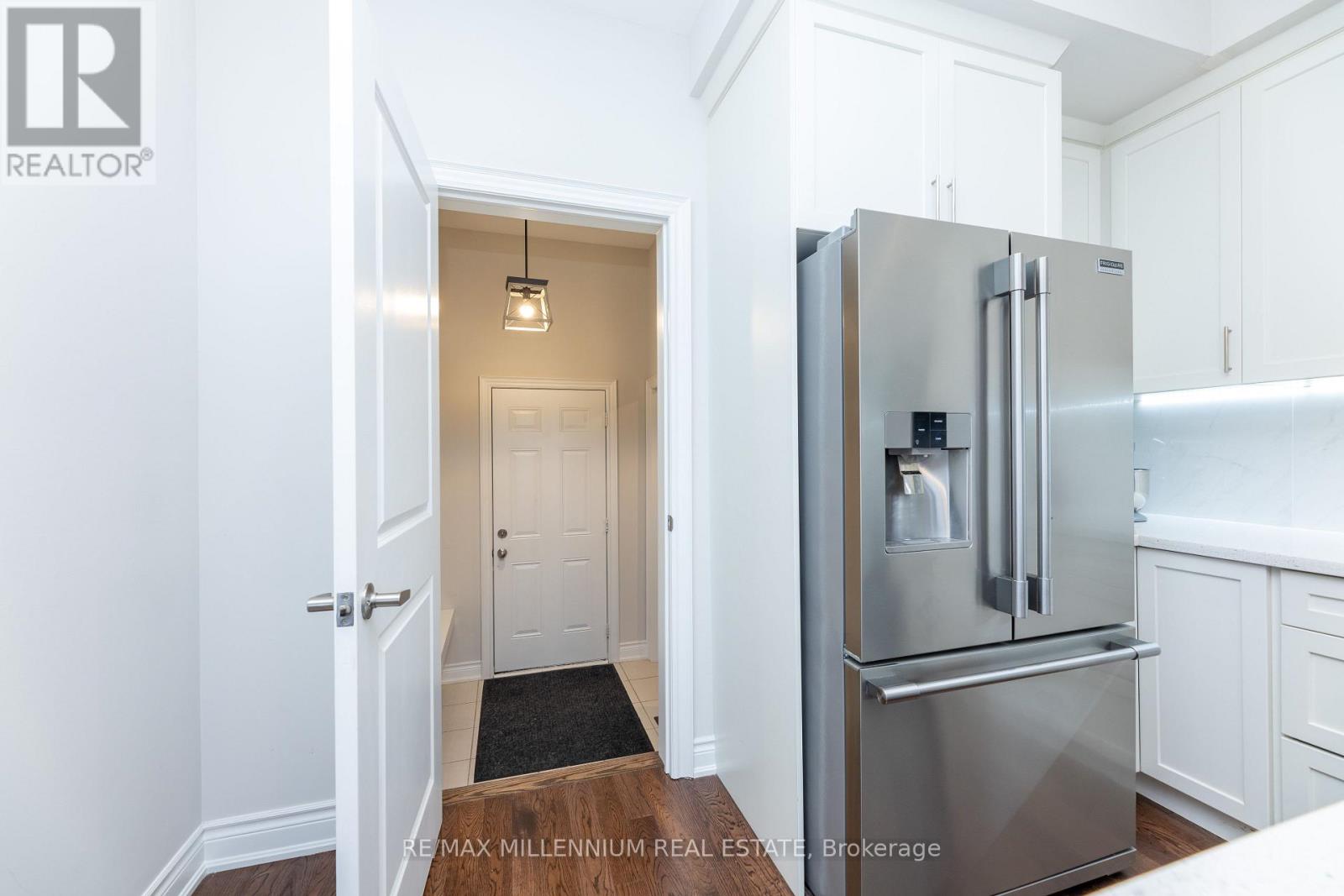 40 Frederick Pearson Street, East Gwillimbury, Ontario  L9N 0R8 - Photo 17 - N12763670