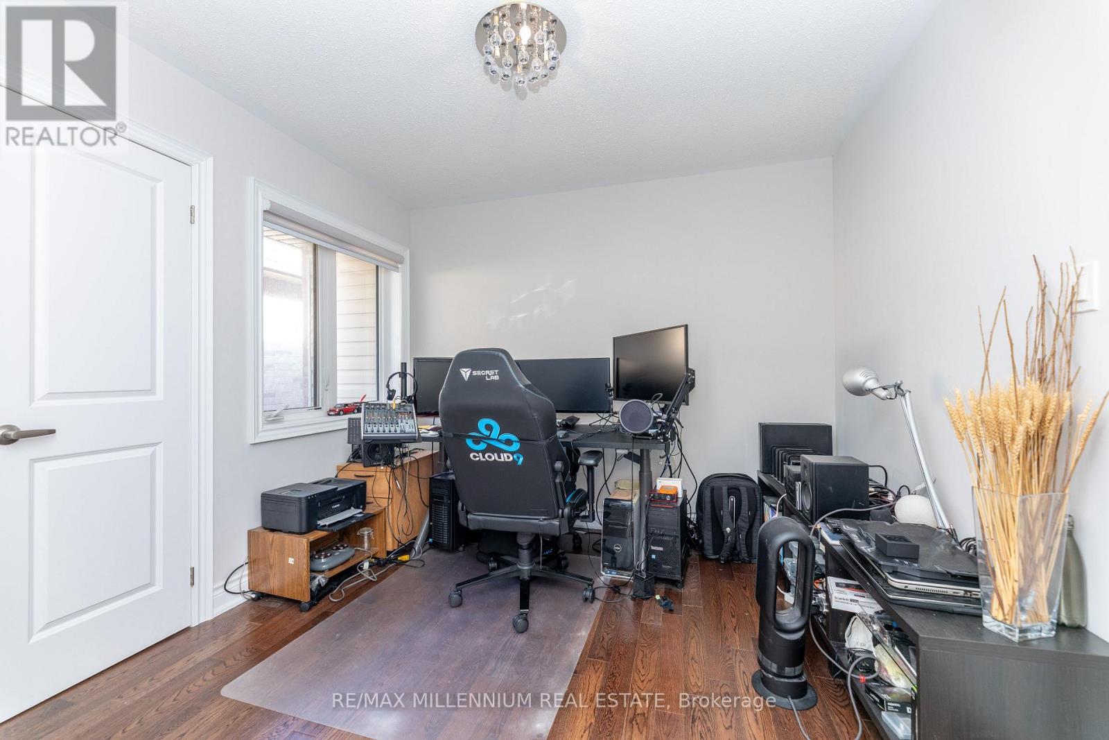 40 Frederick Pearson Street, East Gwillimbury, Ontario  L9N 0R8 - Photo 30 - N12763670