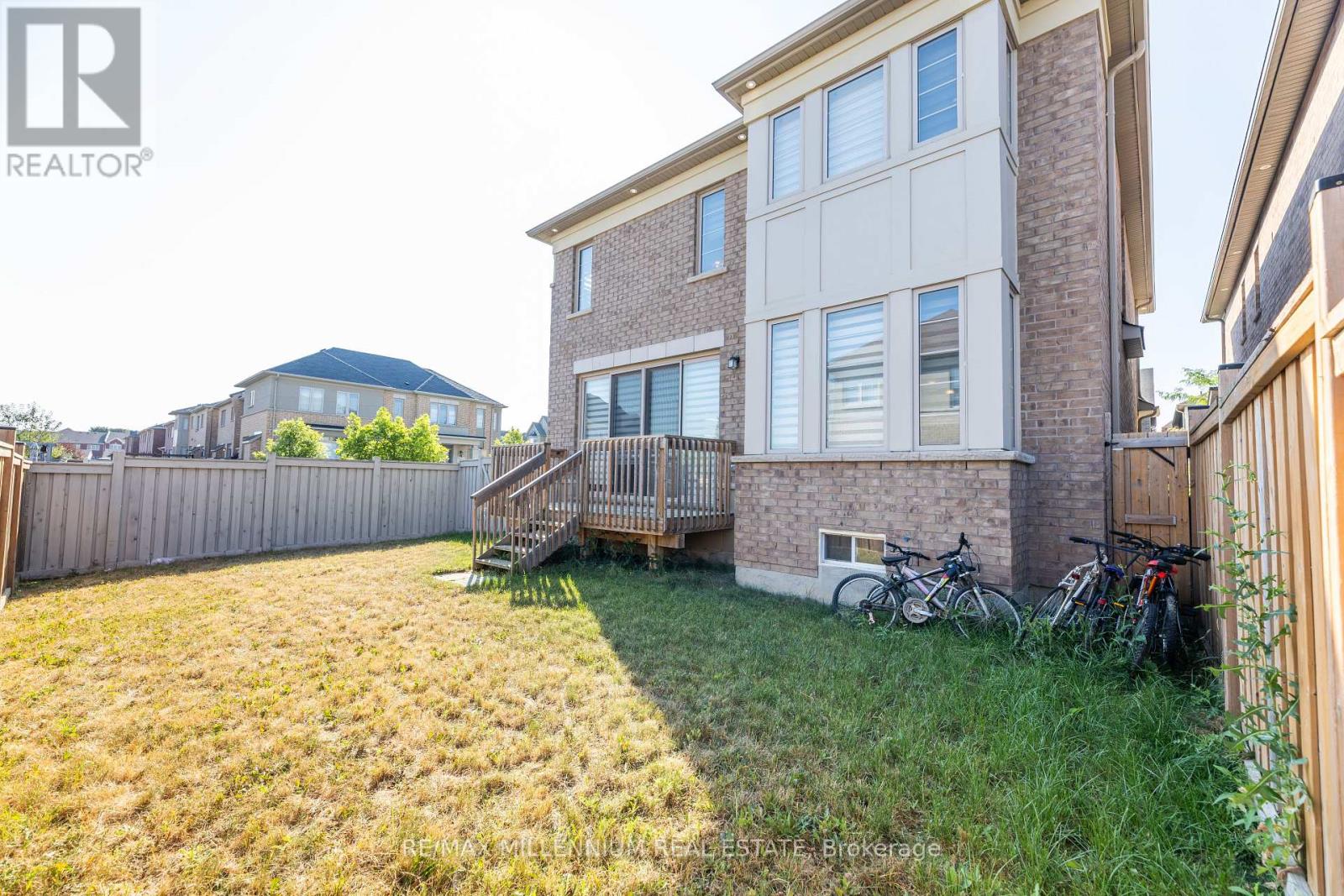 40 Frederick Pearson Street, East Gwillimbury, Ontario  L9N 0R8 - Photo 45 - N12763670