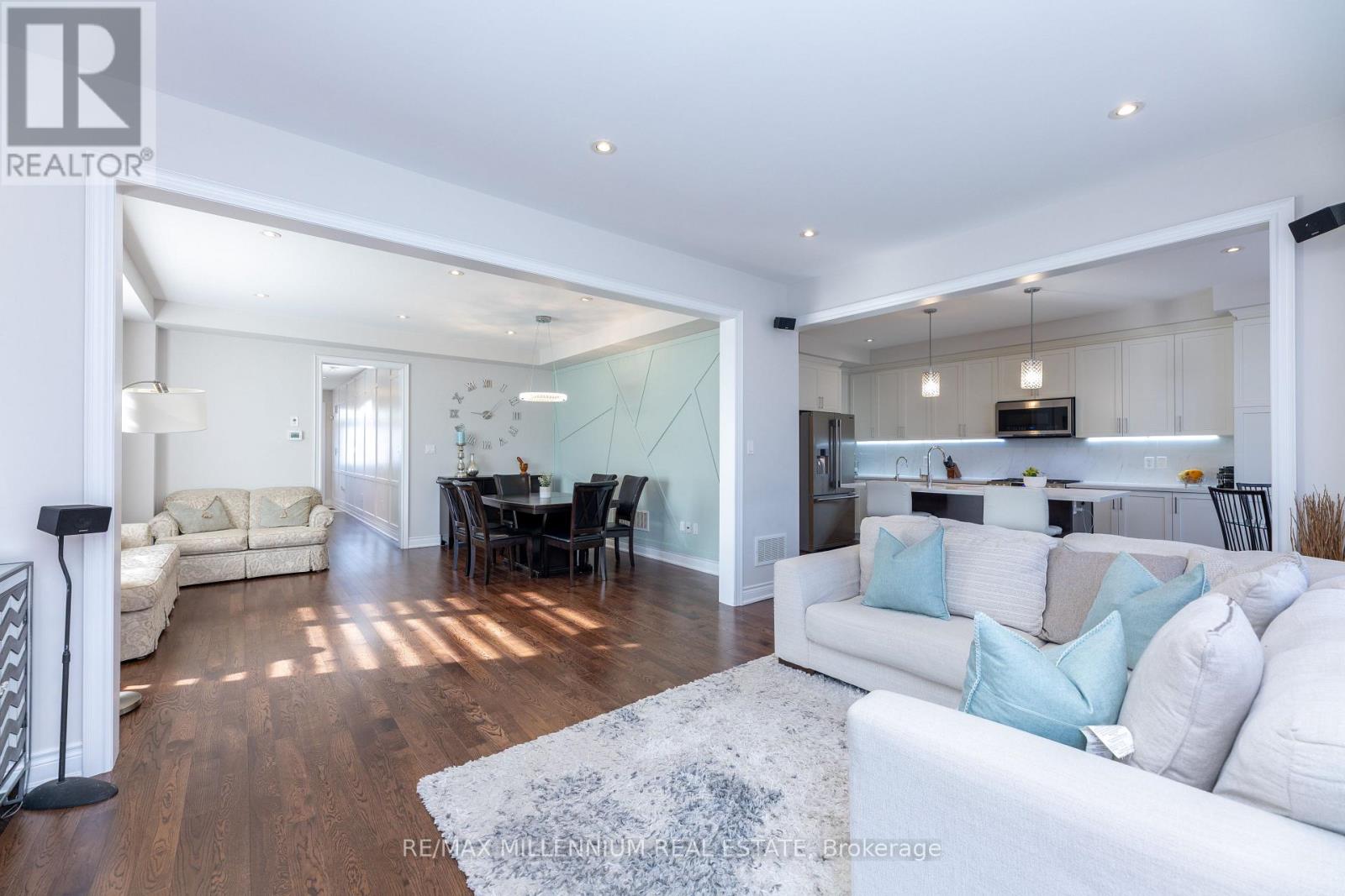 40 Frederick Pearson Street, East Gwillimbury, Ontario  L9N 0R8 - Photo 8 - N12763670