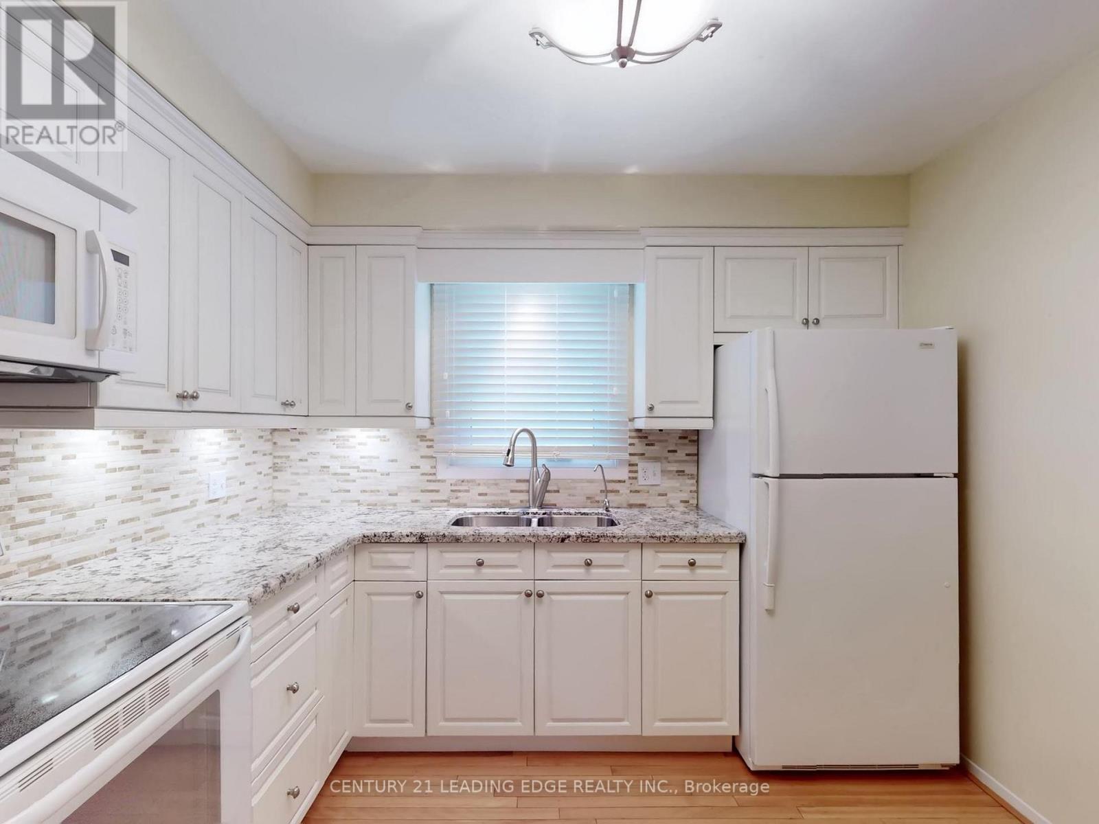 30 Madsen Crescent, Markham, Ontario  L3R 4P3 - Photo 11 - N12763708