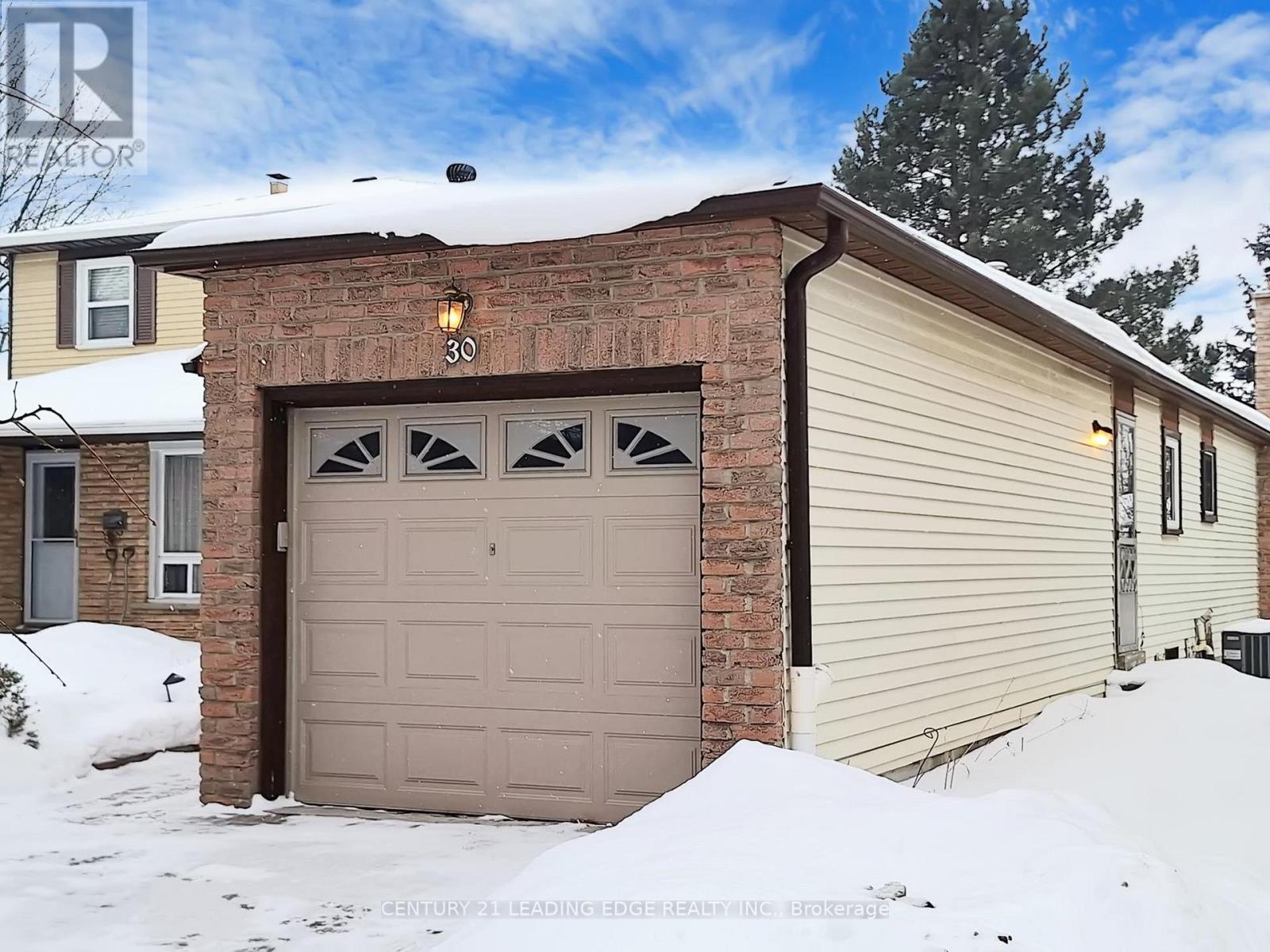 30 Madsen Crescent, Markham, Ontario  L3R 4P3 - Photo 3 - N12763708