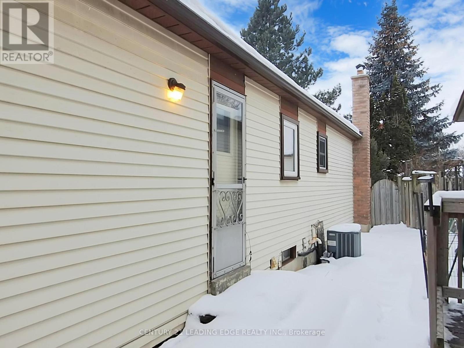 30 Madsen Crescent, Markham, Ontario  L3R 4P3 - Photo 39 - N12763708