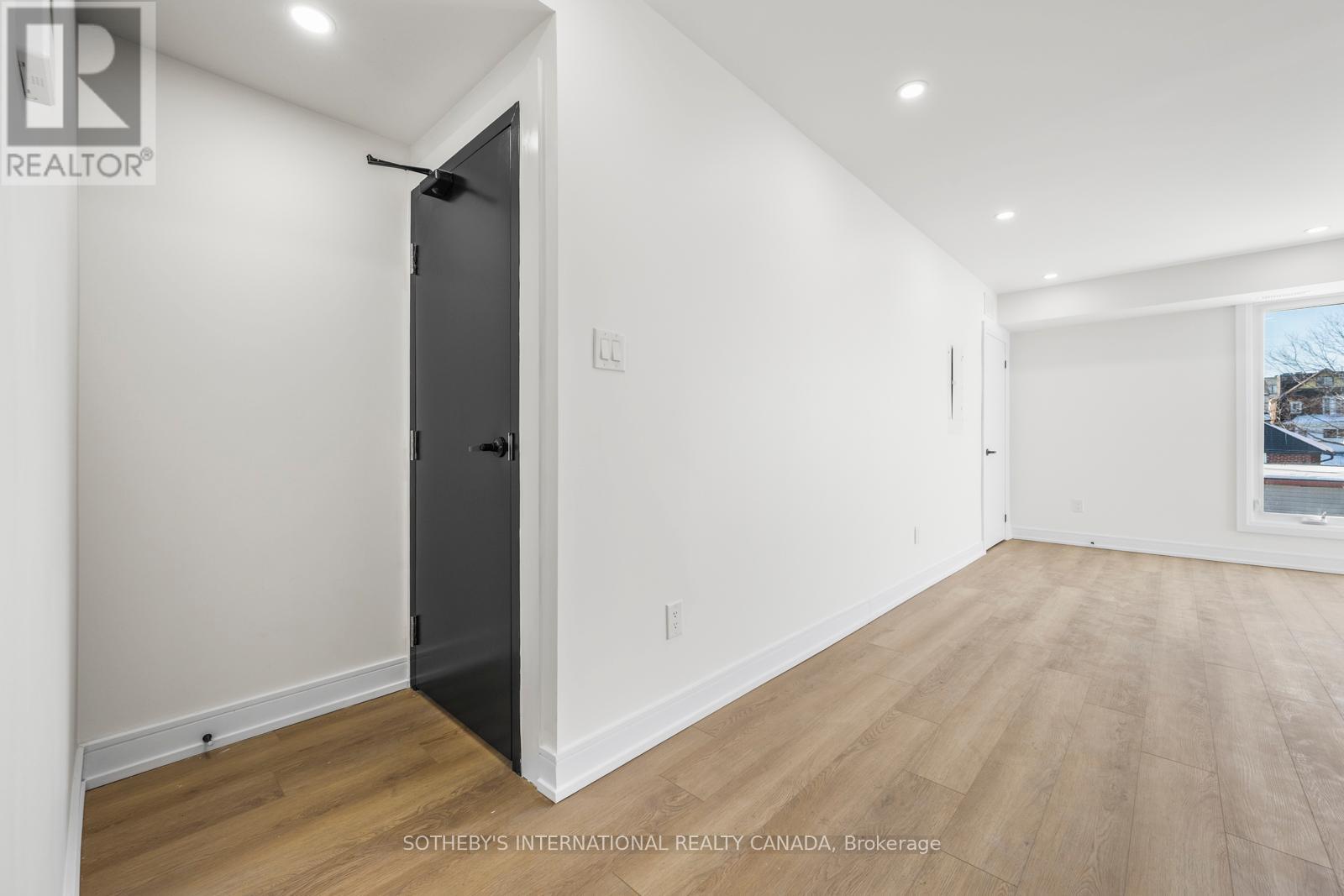 462 Northcliffe Boulevard, Toronto (Oakwood Village), Ontario  M6E 3L2 - Photo 13 - C12632764