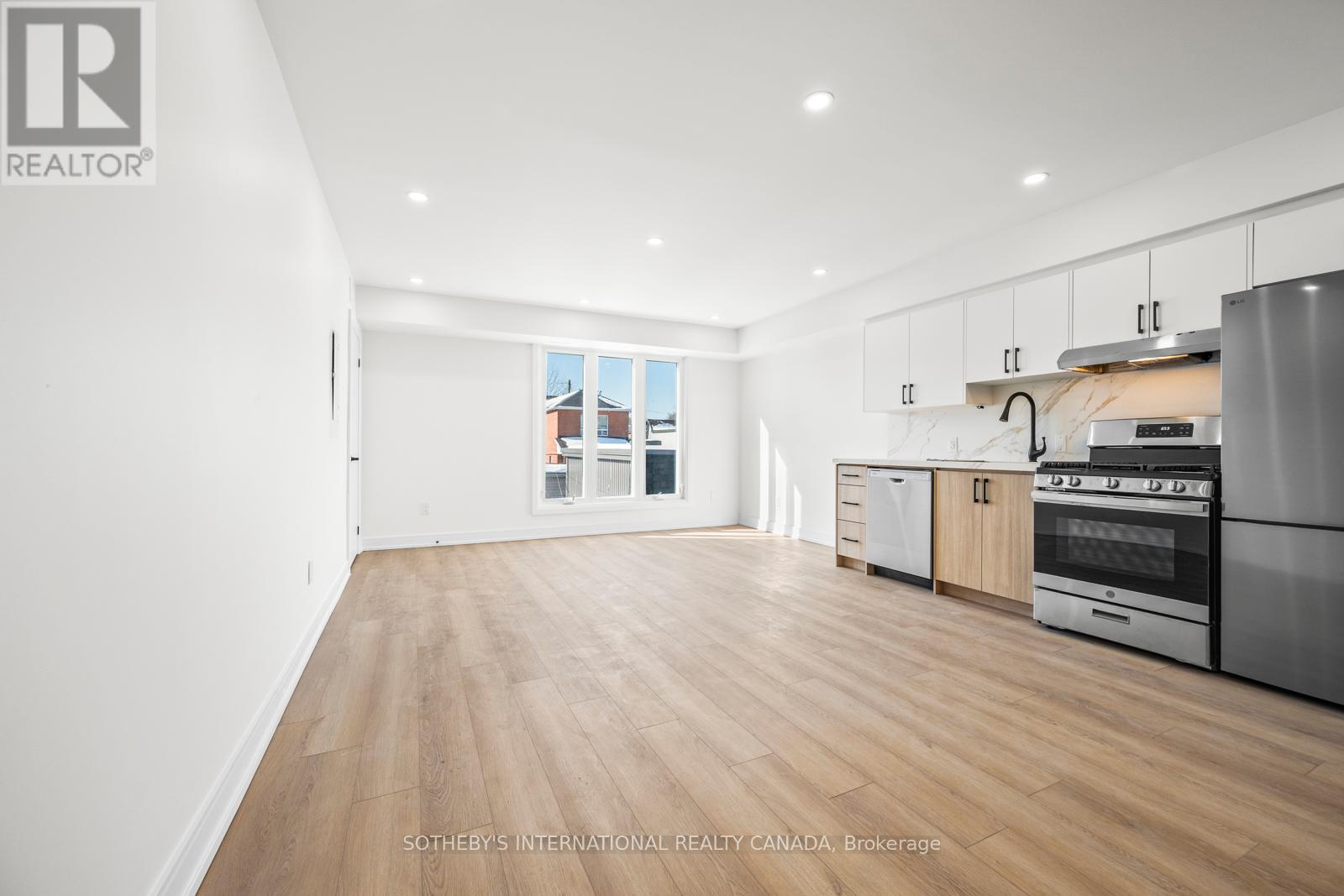 462 Northcliffe Boulevard, Toronto (Oakwood Village), Ontario  M6E 3L2 - Photo 14 - C12632764