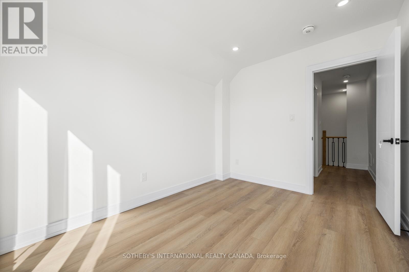 462 Northcliffe Boulevard, Toronto (Oakwood Village), Ontario  M6E 3L2 - Photo 22 - C12632764