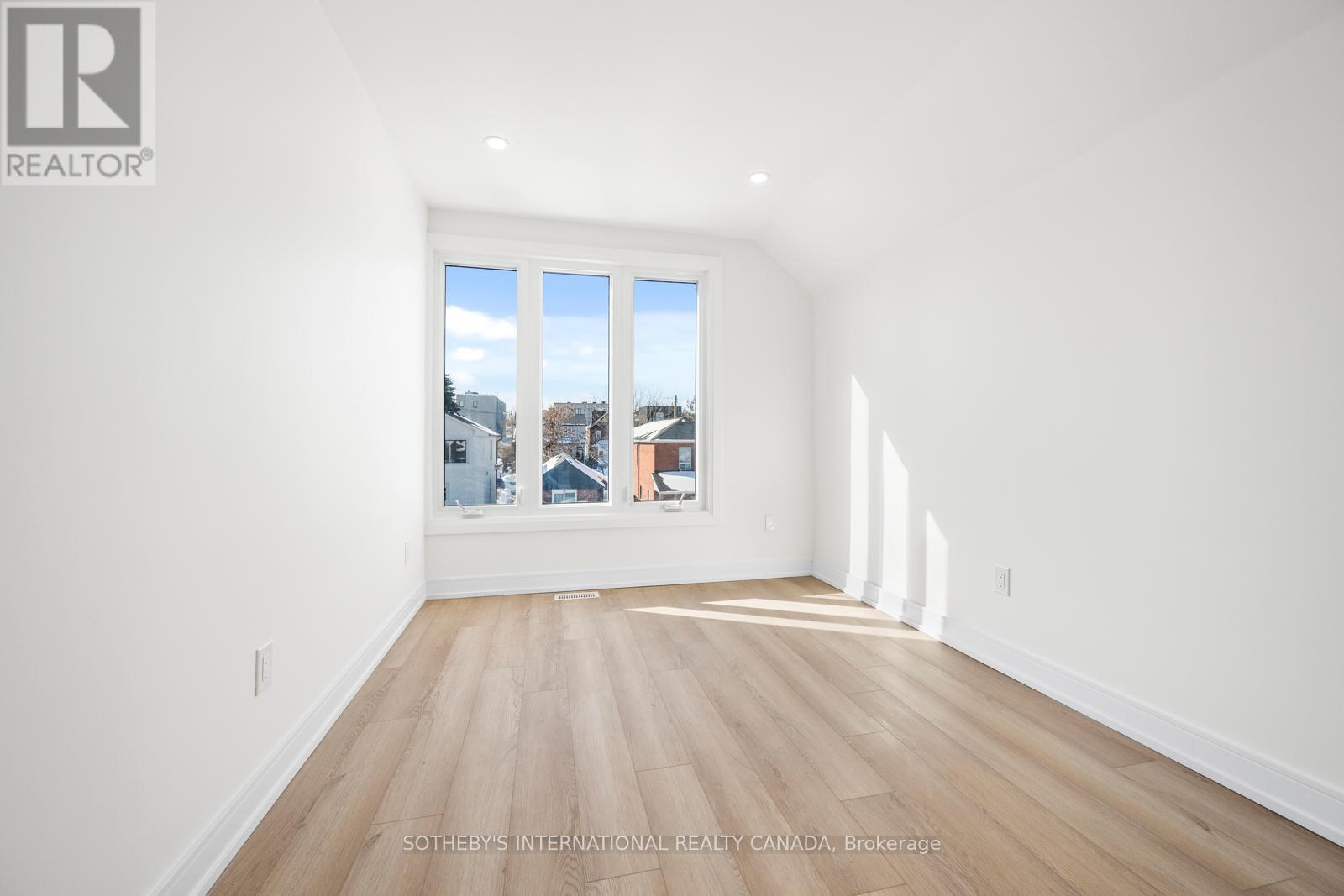 462 Northcliffe Boulevard, Toronto (Oakwood Village), Ontario  M6E 3L2 - Photo 21 - C12632764