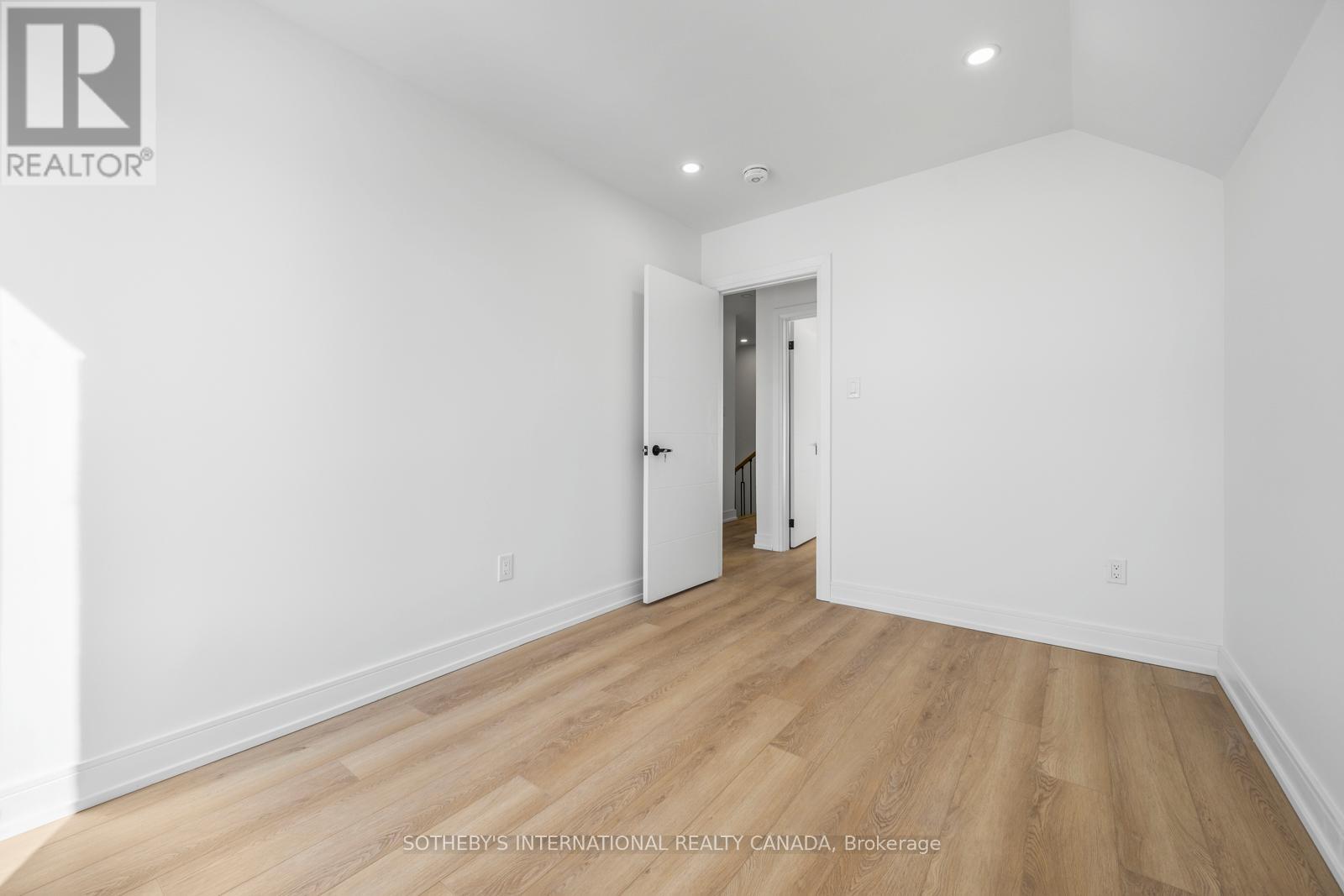 462 Northcliffe Boulevard, Toronto (Oakwood Village), Ontario  M6E 3L2 - Photo 24 - C12632764