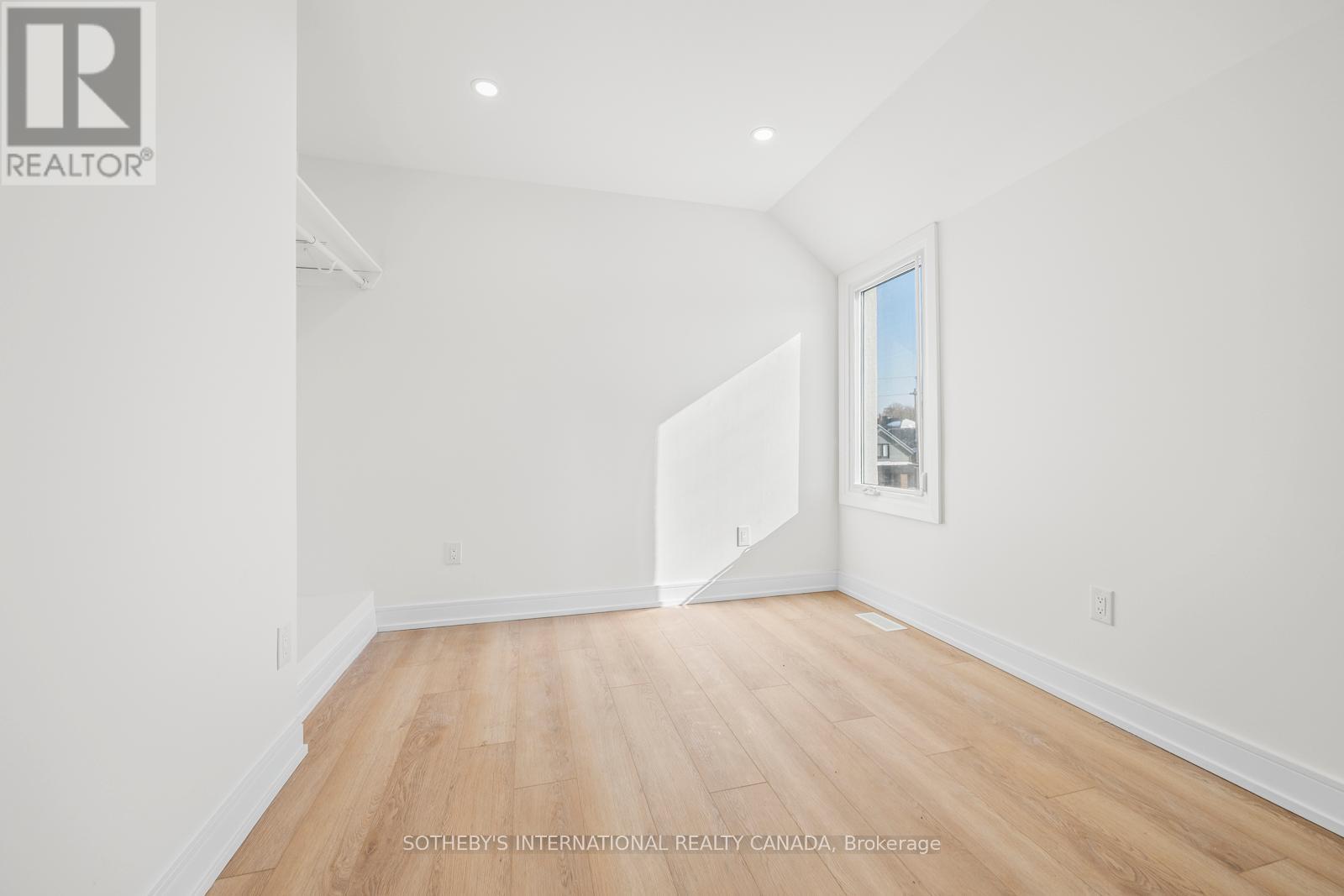 462 Northcliffe Boulevard, Toronto (Oakwood Village), Ontario  M6E 3L2 - Photo 25 - C12632764